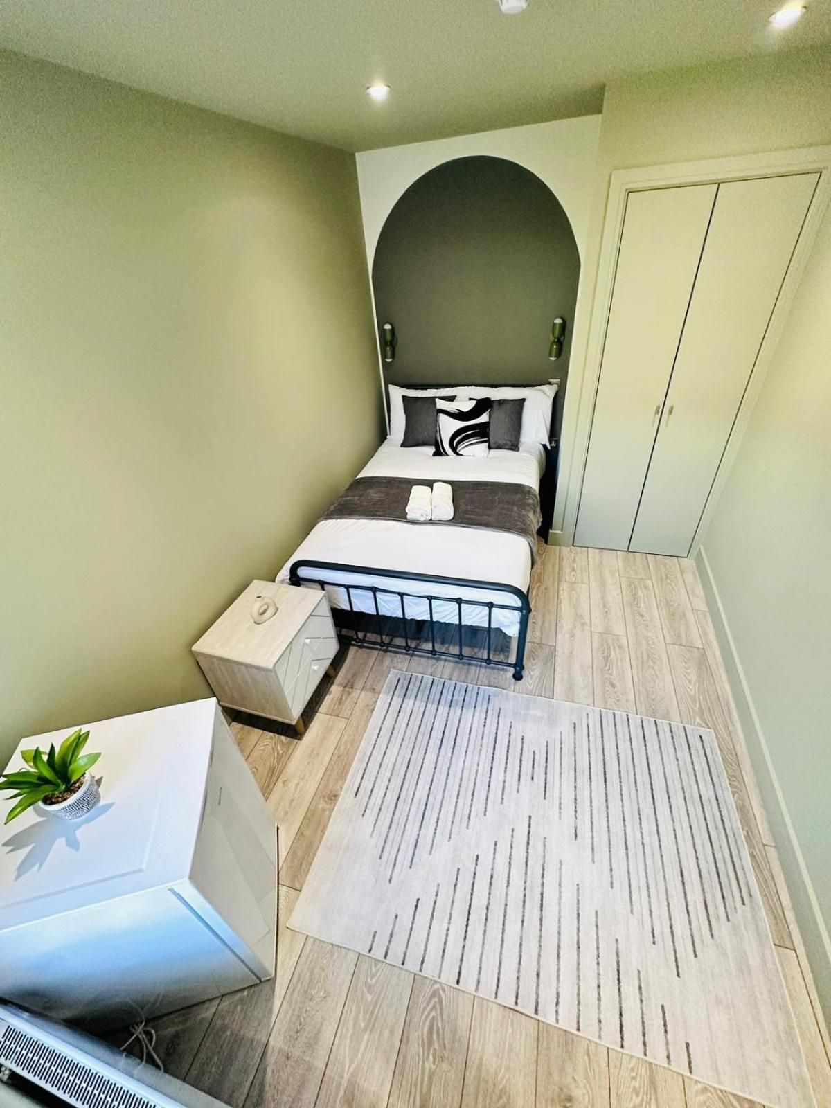 Aparthotel Boutique Ensuite Like *