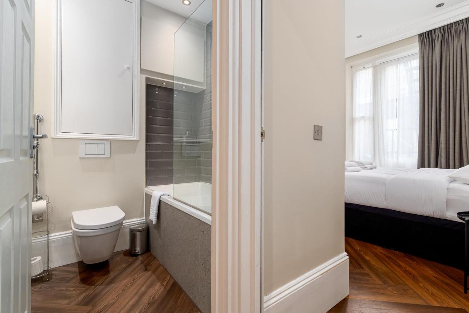 1br Gem In The Heart Of Covent Garden With Aircon Lejlighed London