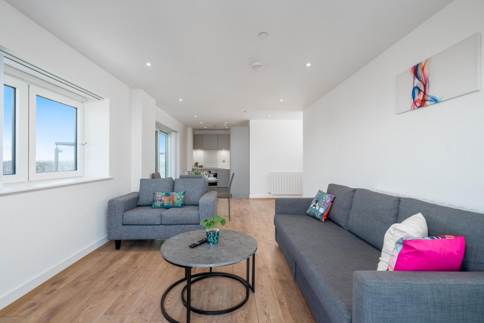 Skyvillion - River Thames Floor By Woolwich Ferry, Mins To Excel, O2 Arena , Airport With Parking * Londen