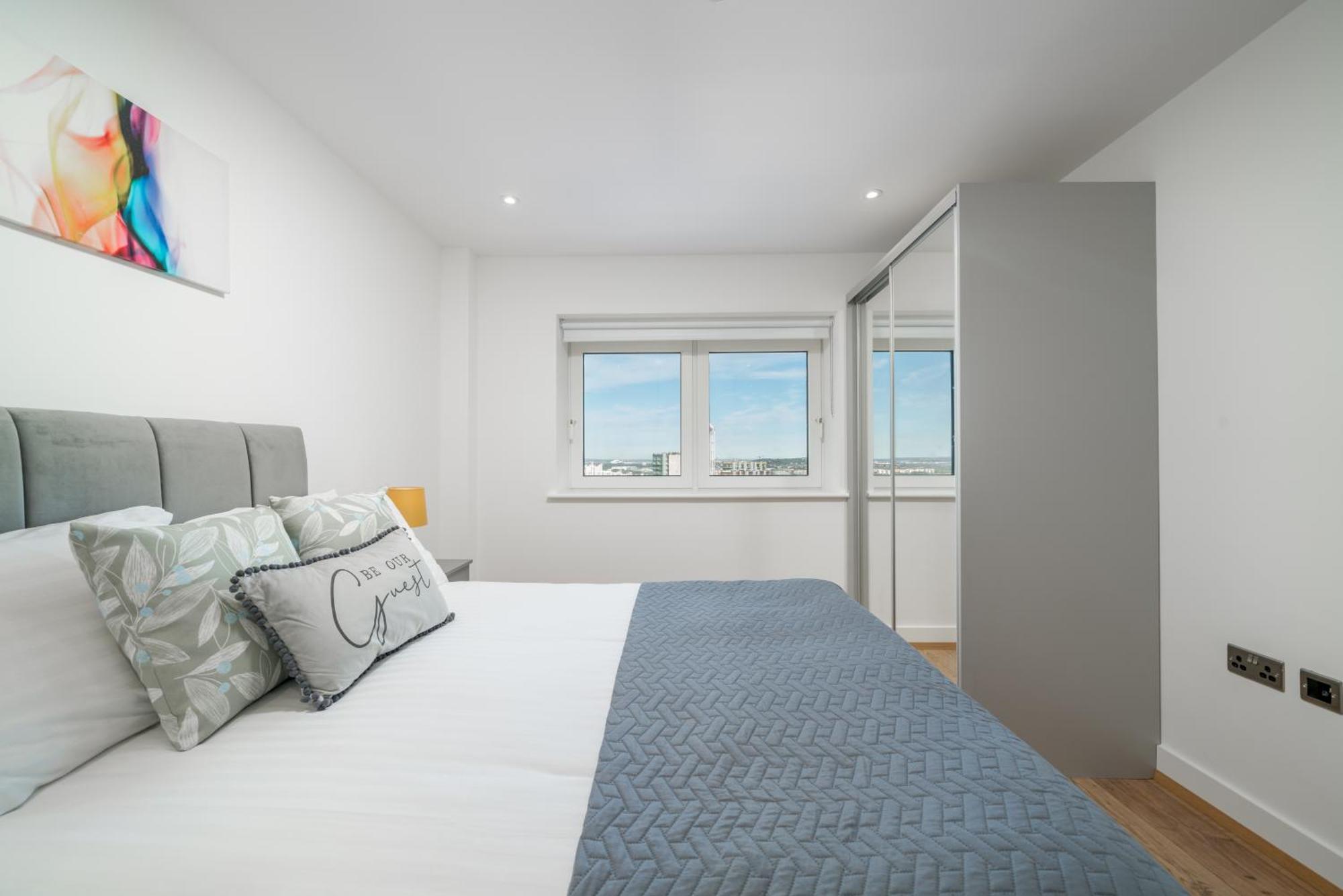 Appartement Skyvillion - River Thames Floor By Woolwich Ferry, Mins To Excel, O2 Arena , Airport With Parking Londen