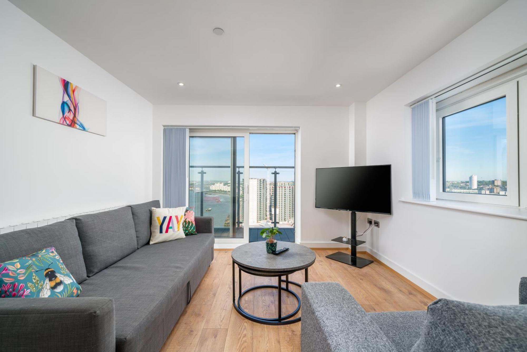 Skyvillion - River Thames Floor By Woolwich Ferry, Mins To Excel, O2 Arena , Airport With Parking * Londen