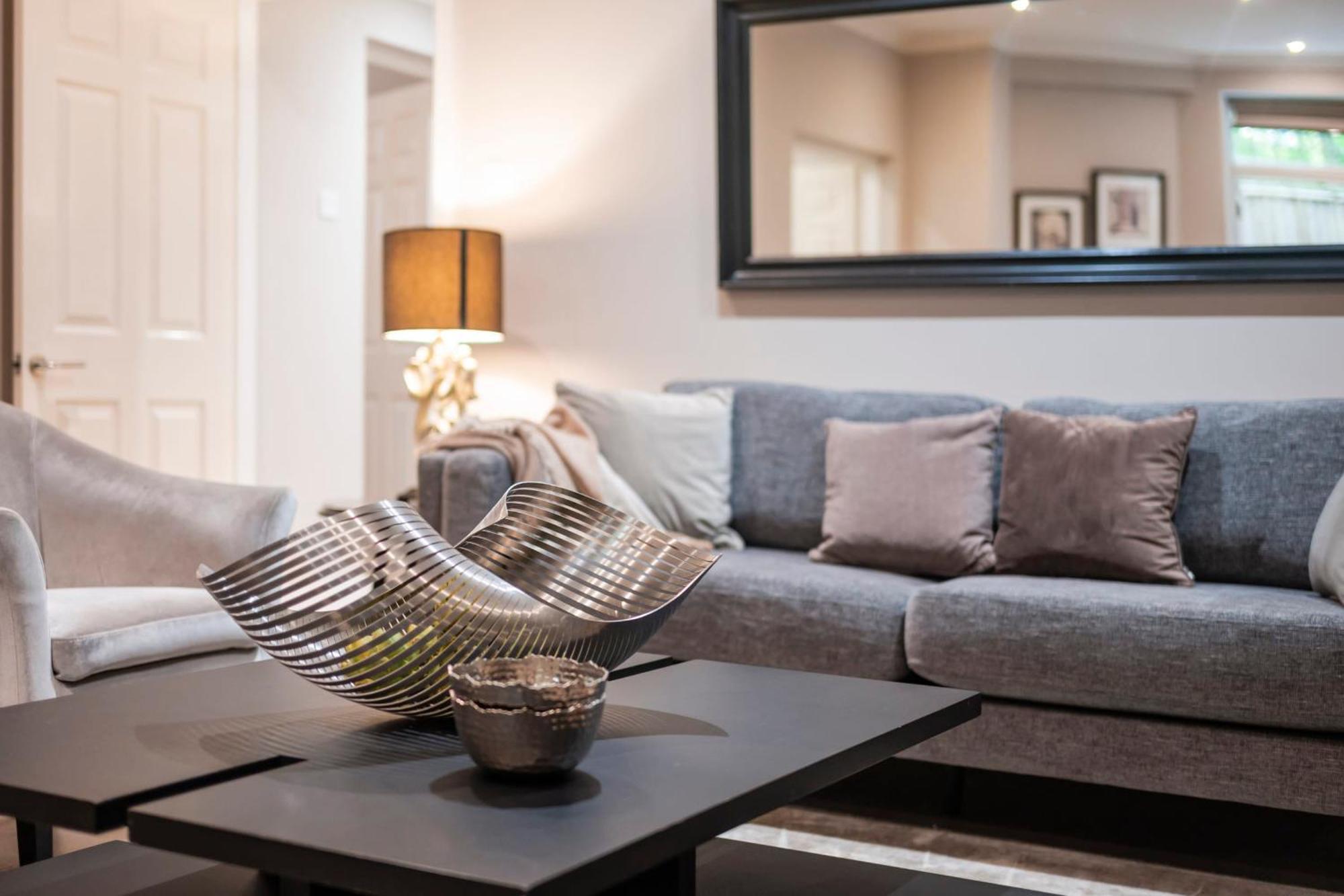 Apartment Hampstead Garden Flat-hosted By Sweetstay *