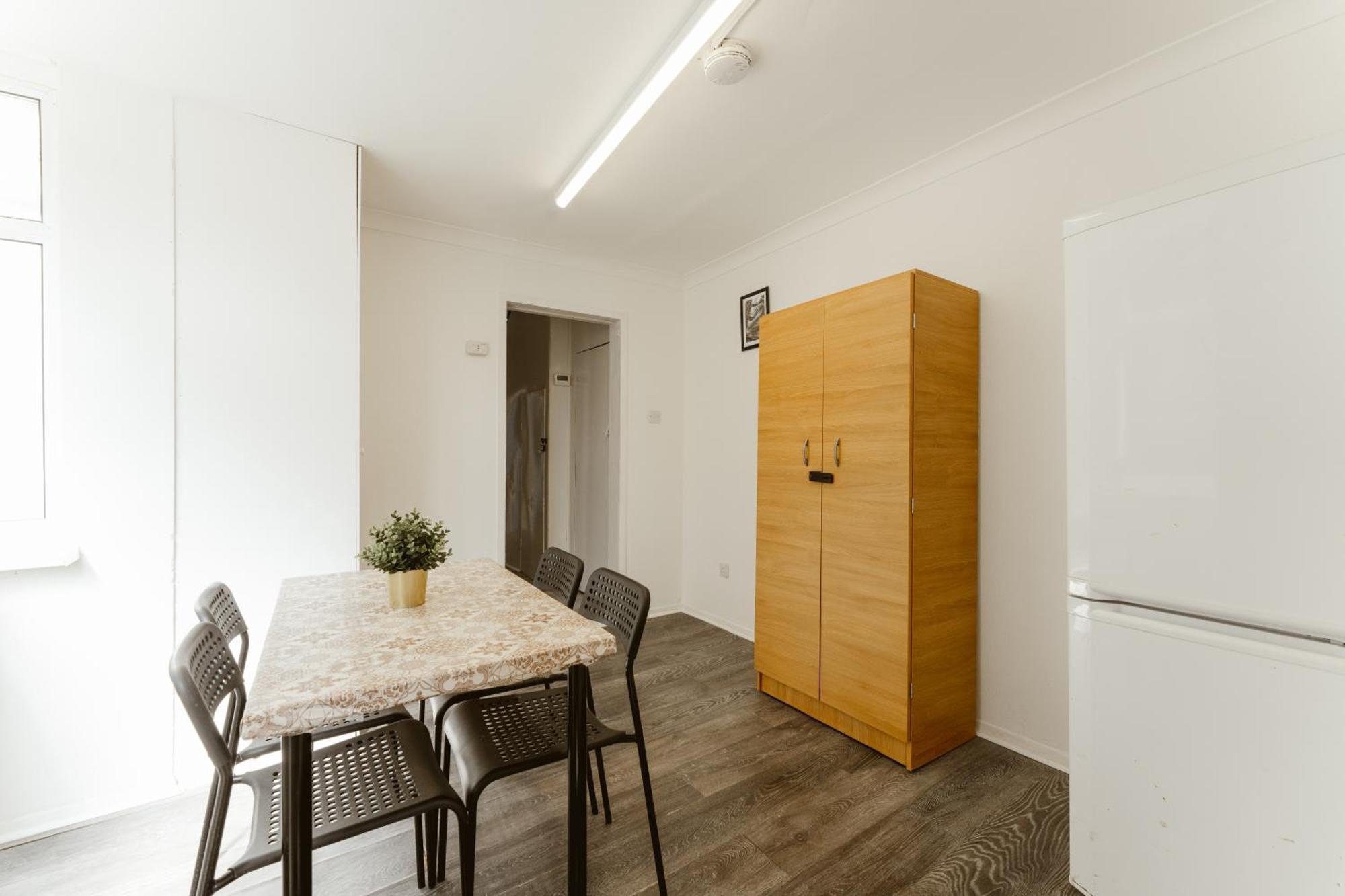 Leyton Comfy Double -50 Maison d'hôtes