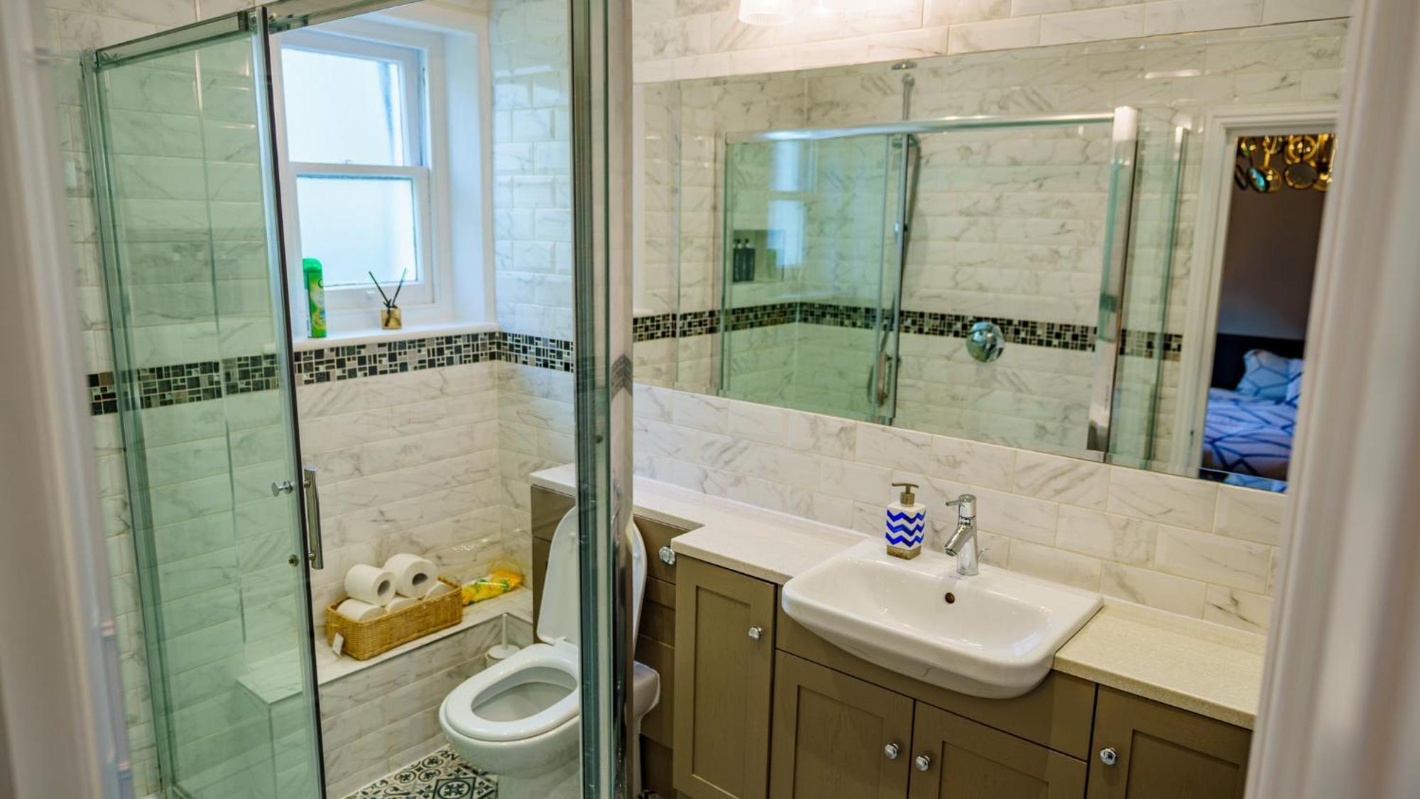 Stylish One Bedroom Flat In Kensingston Appartamento