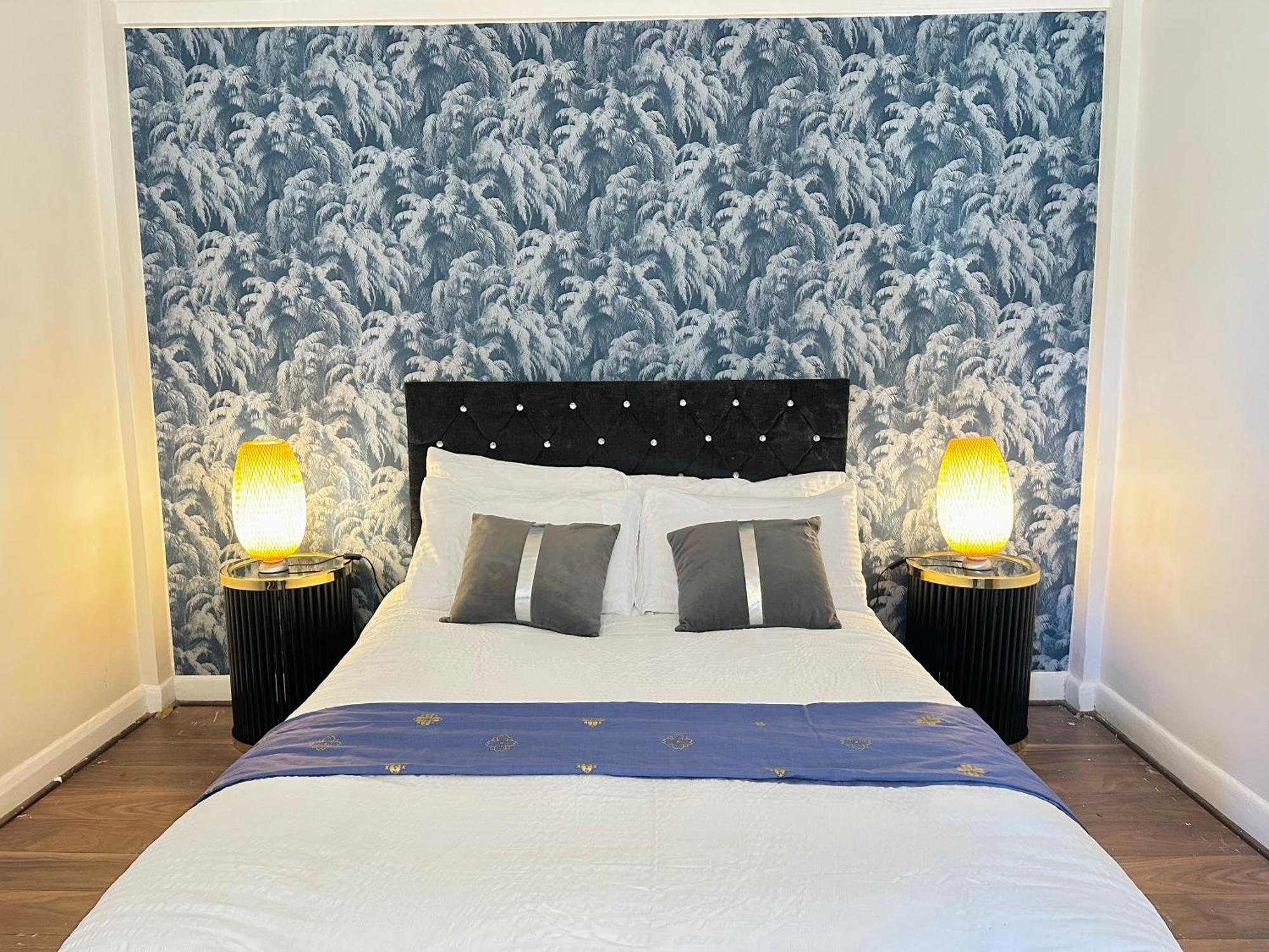 Hyde Park Comfortable Two Bedroom Londres