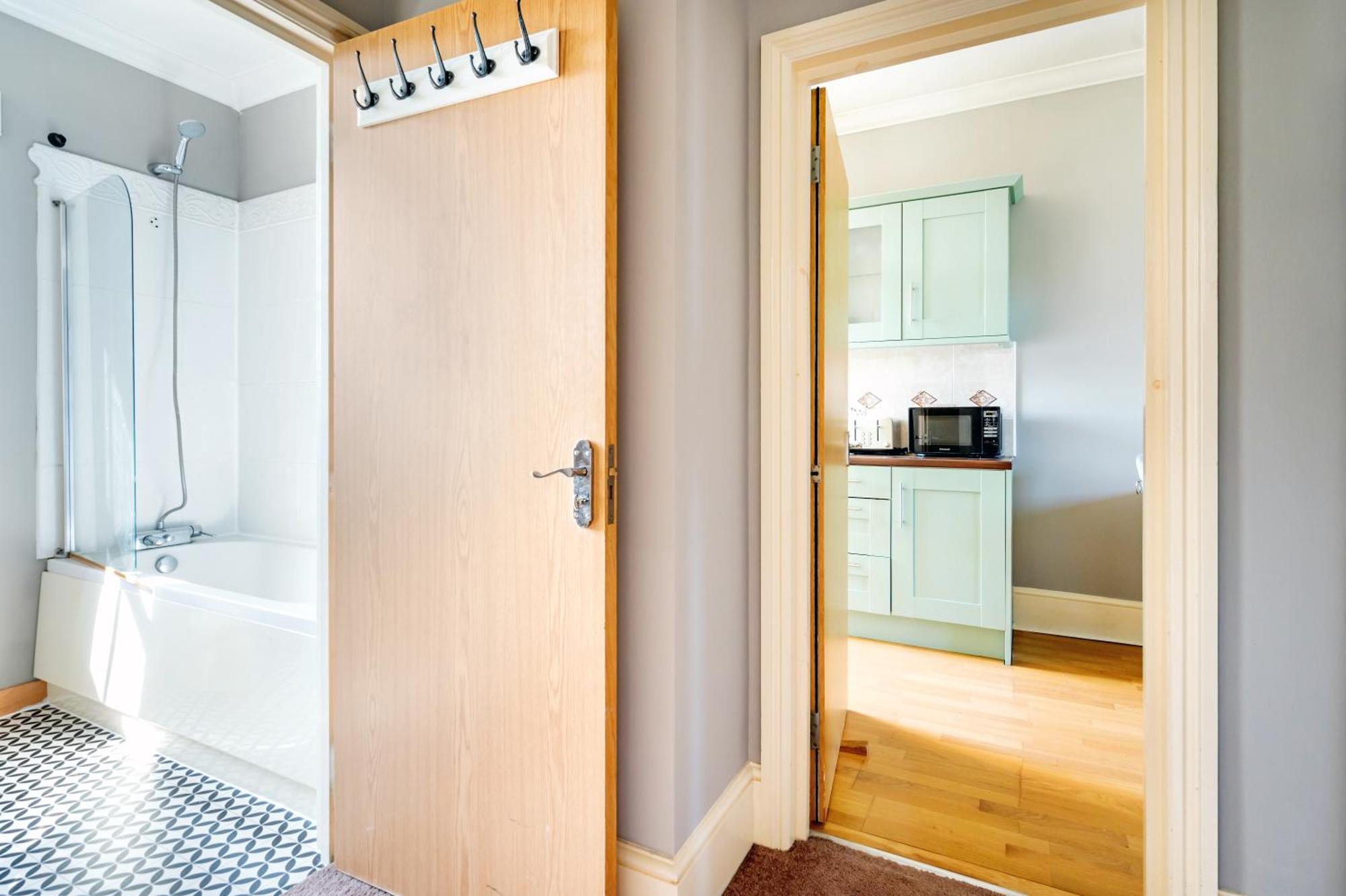 Appartamento Large 1 Bedroom In Center Of *