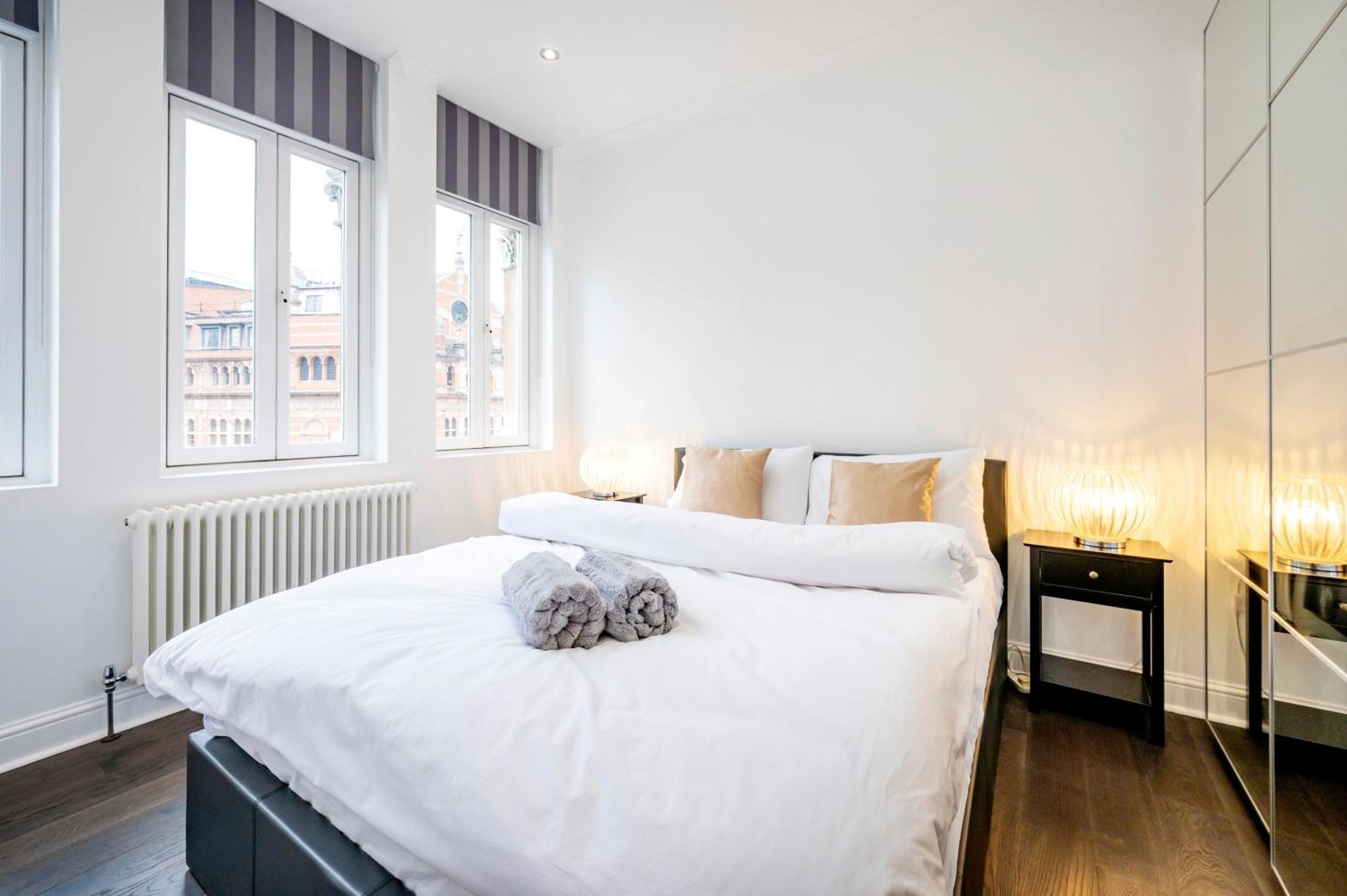 High End Two Bedroom Apartment, Covent Garden * Londres