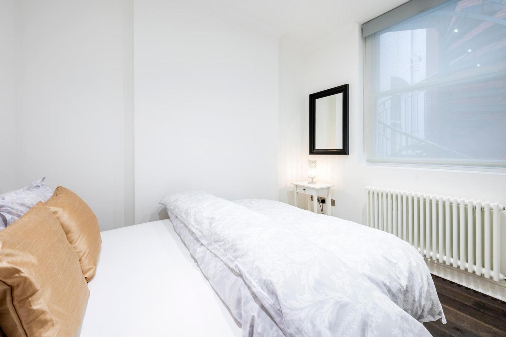 High End Two Bedroom Apartment, Covent Garden *