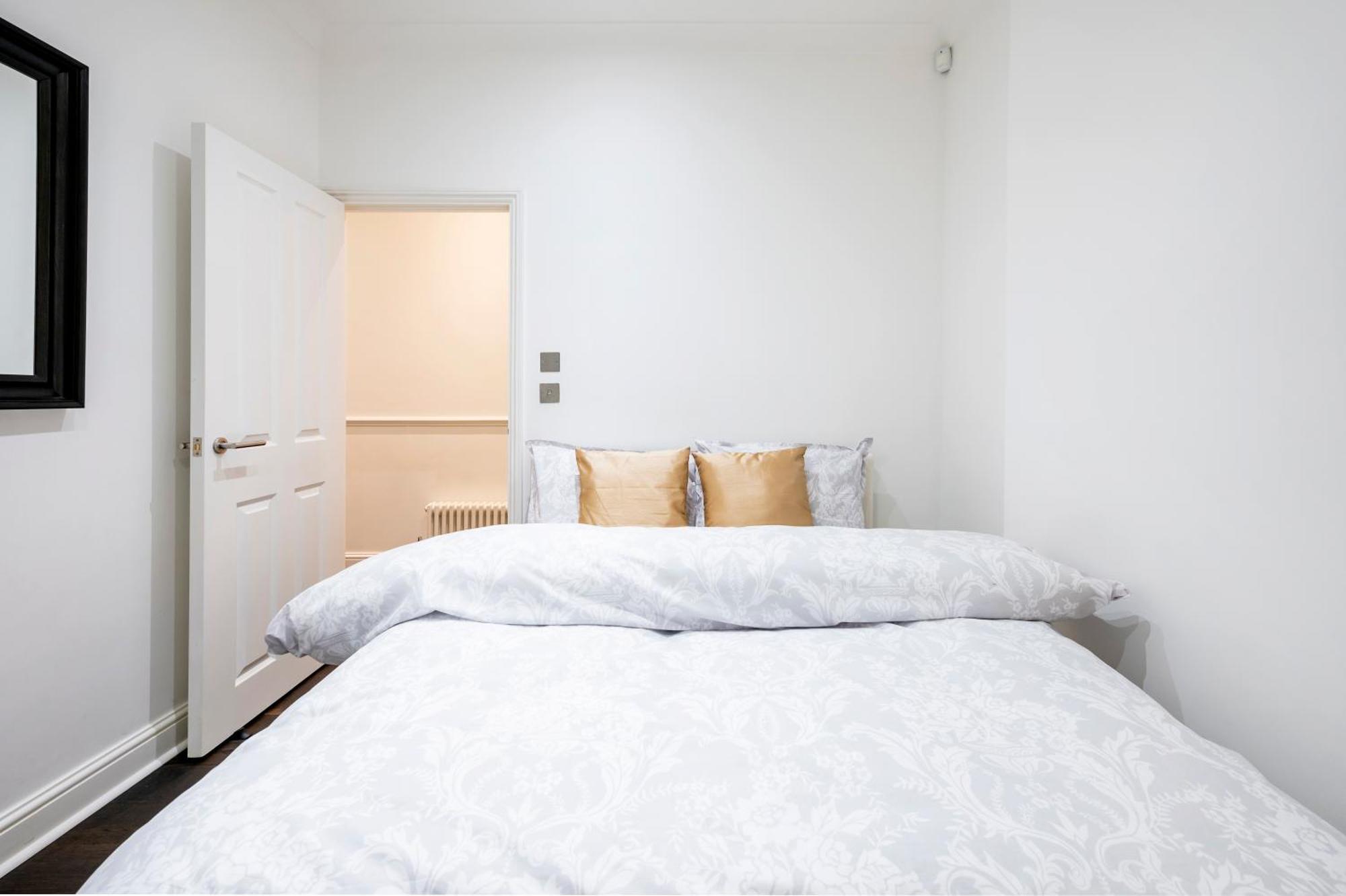 High End Two Bedroom Apartment, Covent Garden Londres
