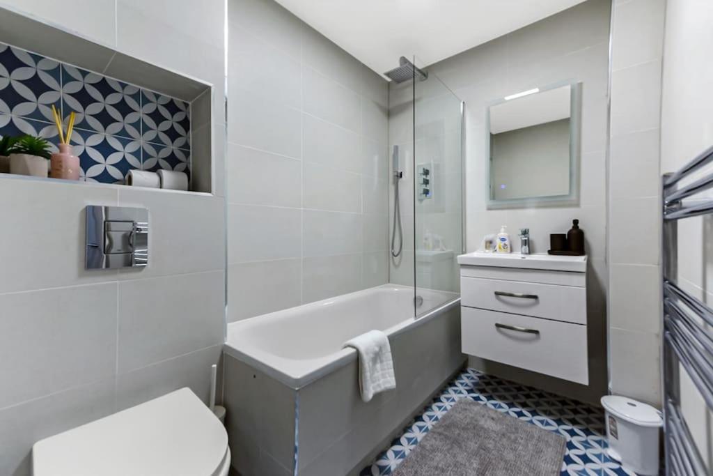Apartment Cozy Battersea Sleep 5 Easy Access To *