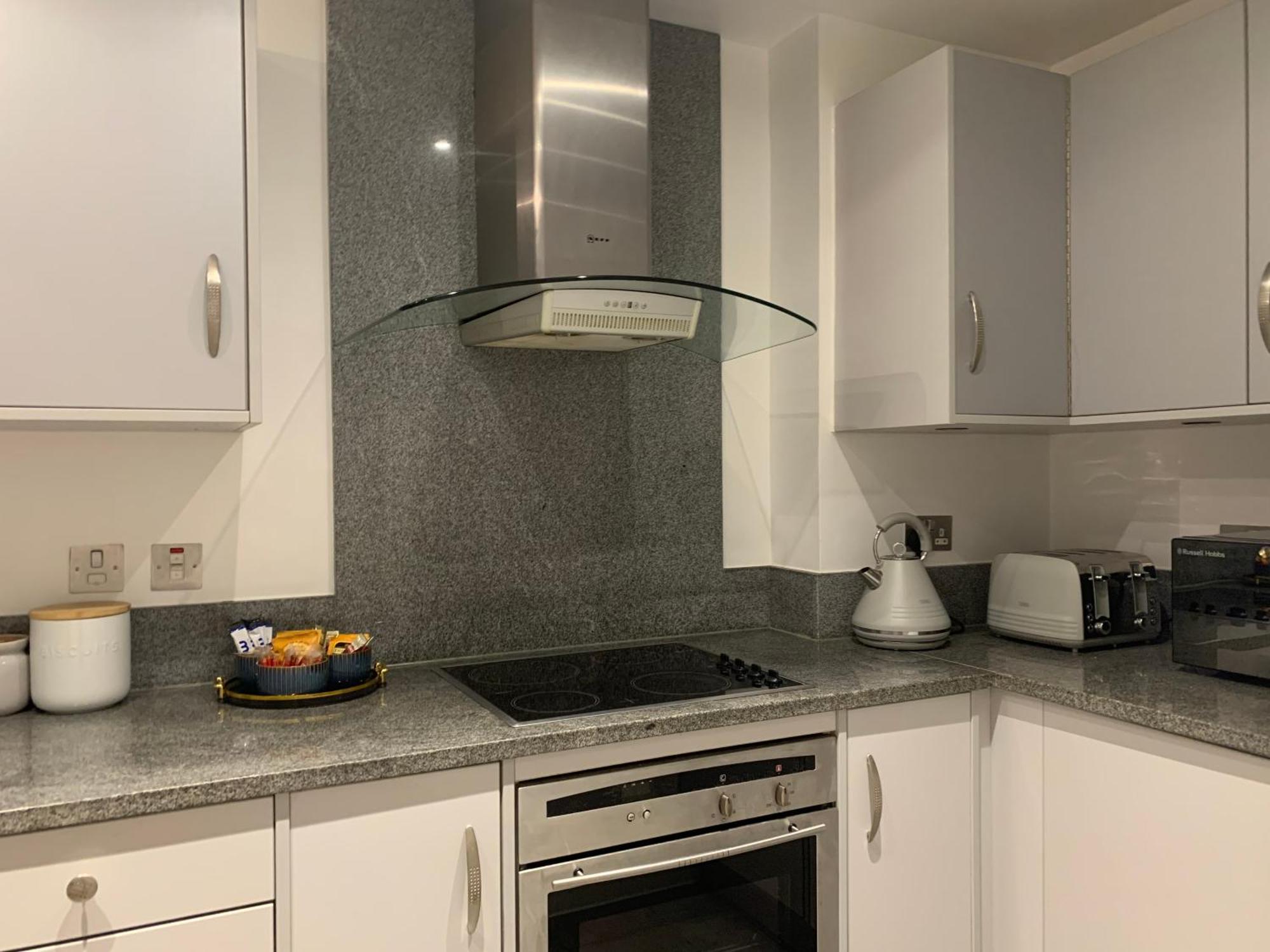2 Bedroom In Hoxton Square, Shoreditch, London, N1 Appartamento Londra