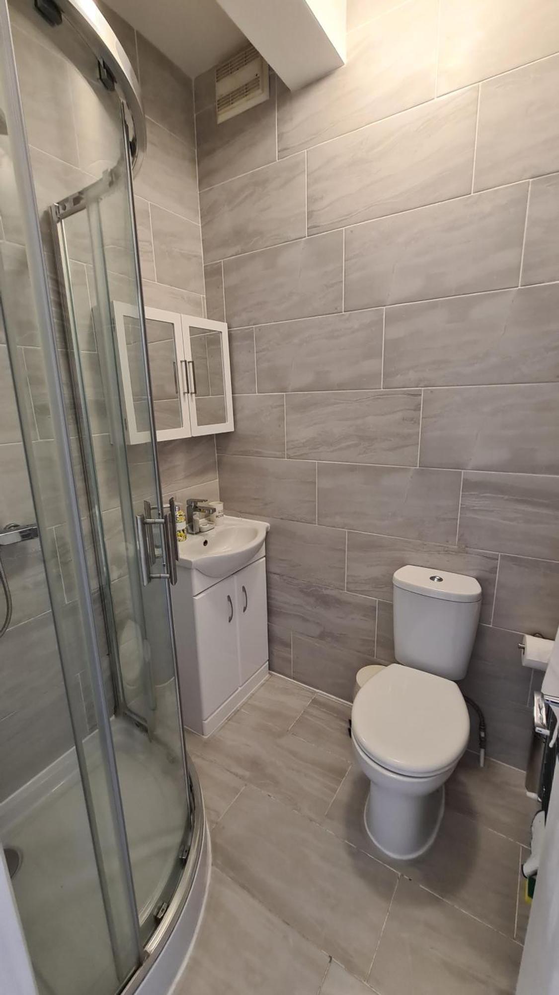 Lejlighed Beethoven St One Bedroom Flat - 3 Beds Up To 4 Adults London