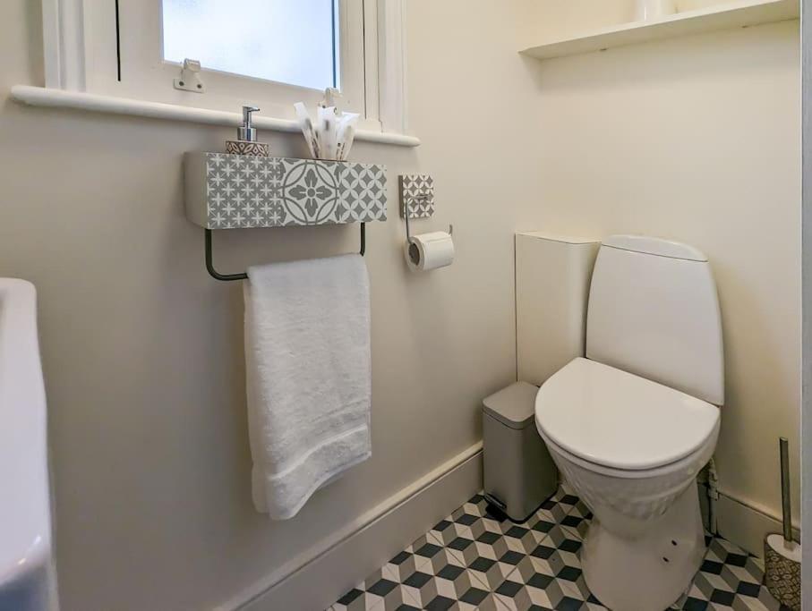 Appartement Charming 3br In Trendy Tottenham Neighborhood