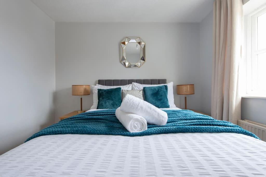 Lovely 2 Bedroom With River & View Appartement Londres