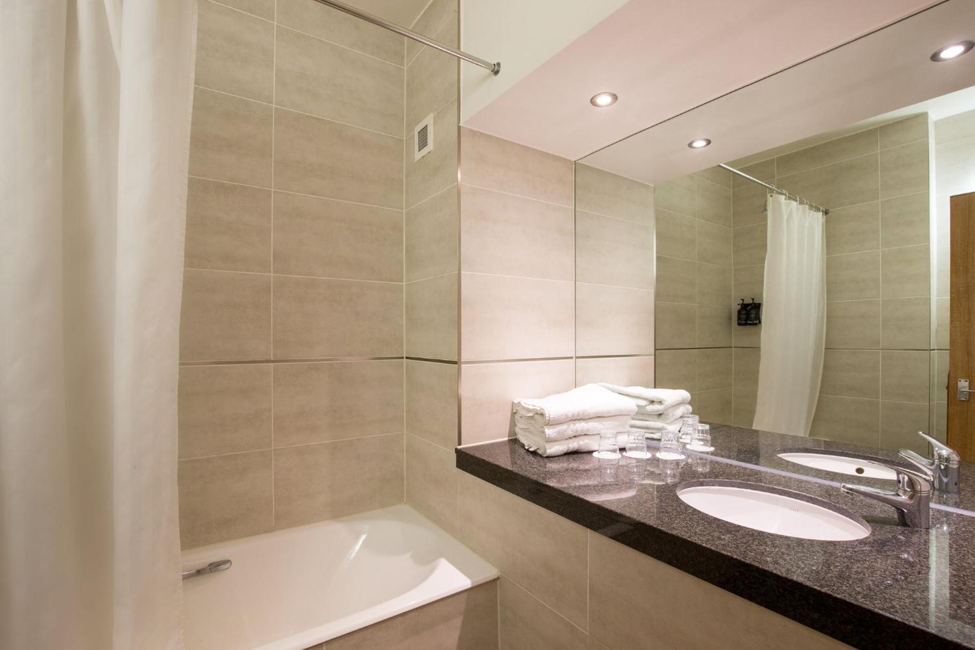 Hotell Royal National 3*