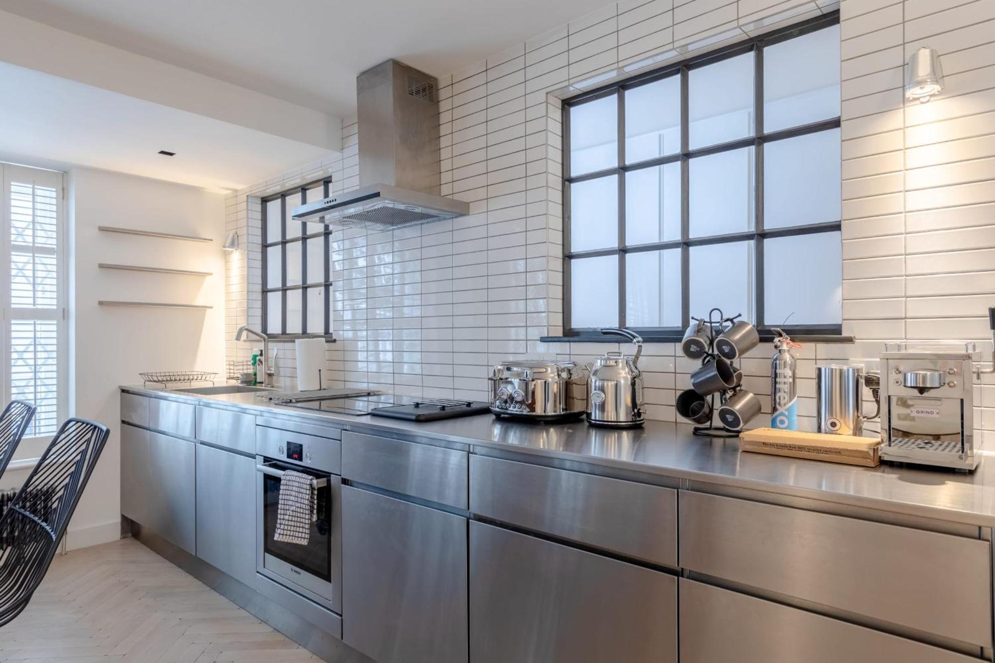 Lägenhet Sleek & Stylish 2bd Flat - Warren Street *