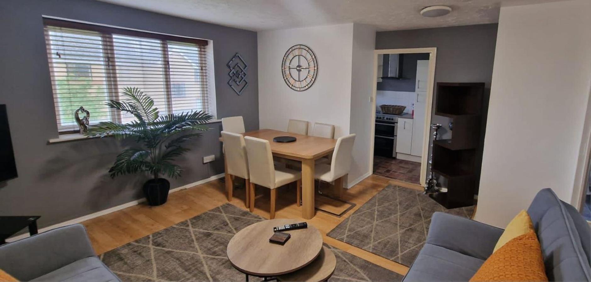 Appartement Modern 2 Bedroom Londen