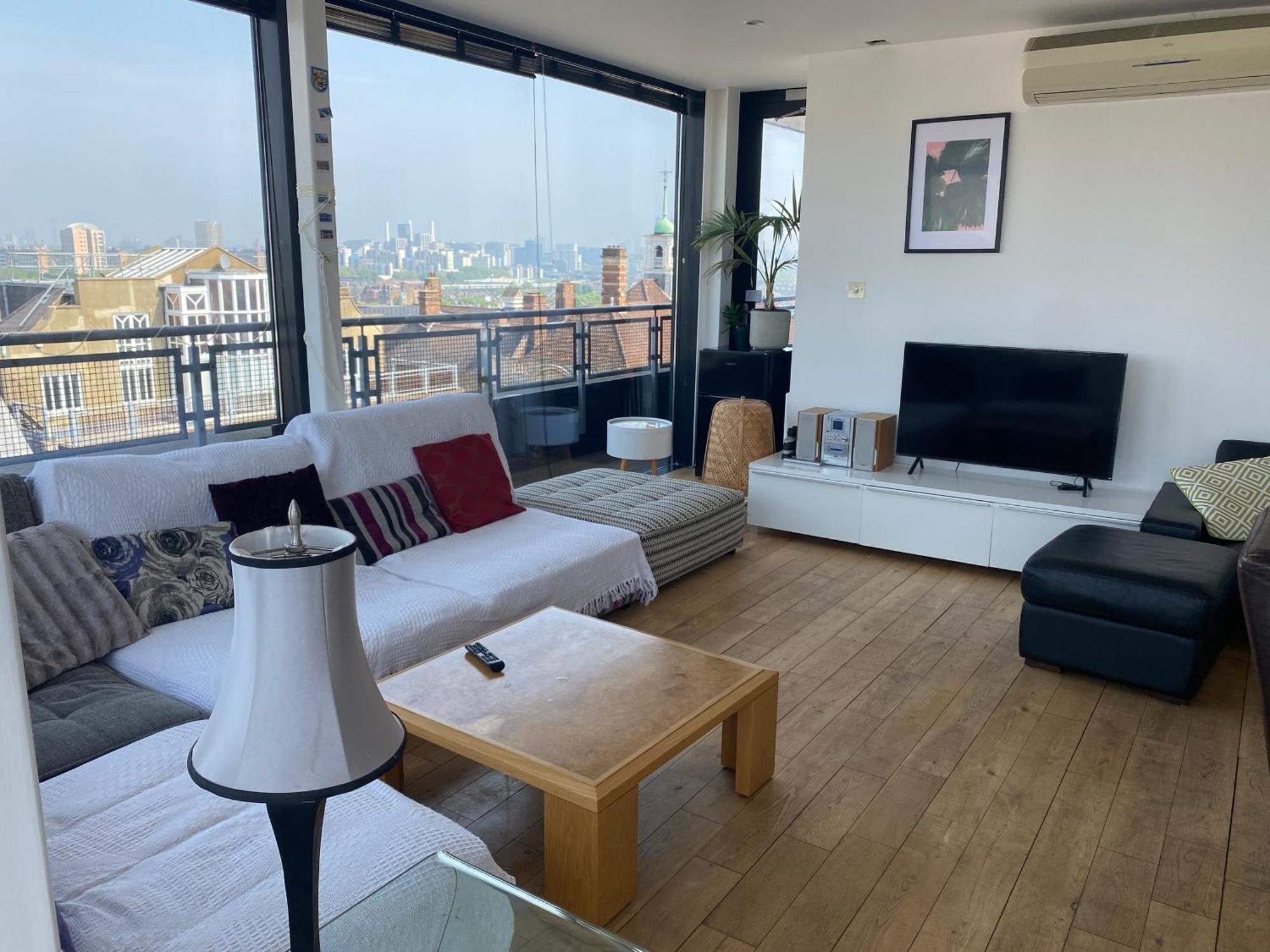 Apartment Penthouse In Battersea Amazing Views Of *