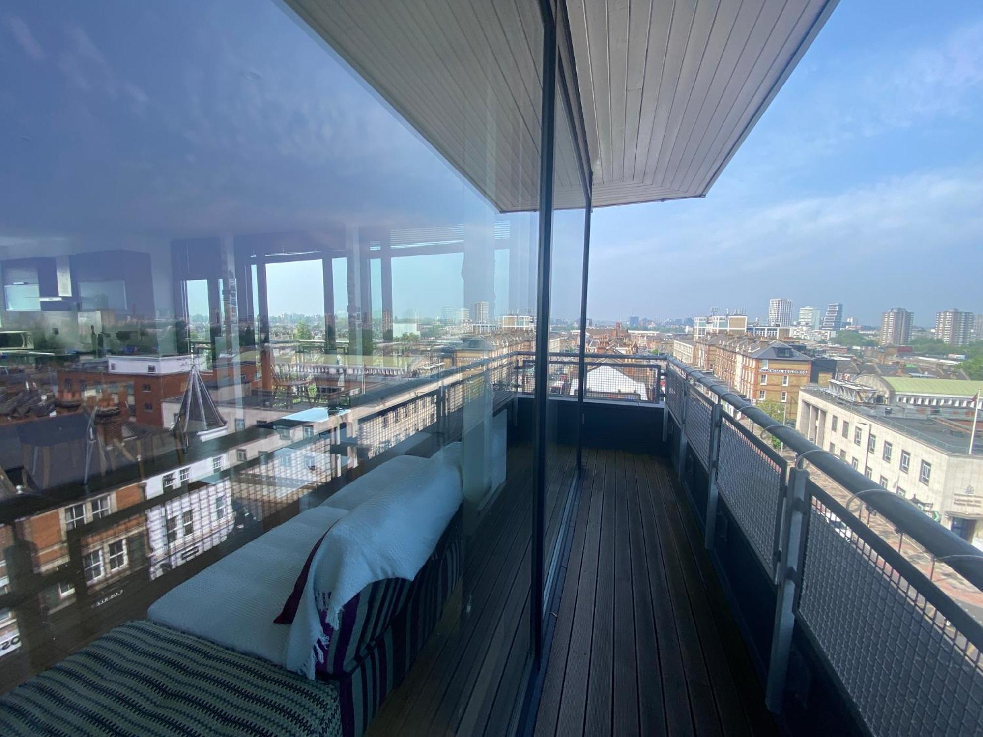 Penthouse In Battersea Amazing Views Of Apartment *