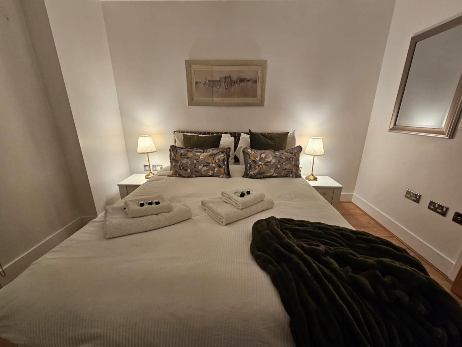 Luxury In Canary Wharf Apartment *