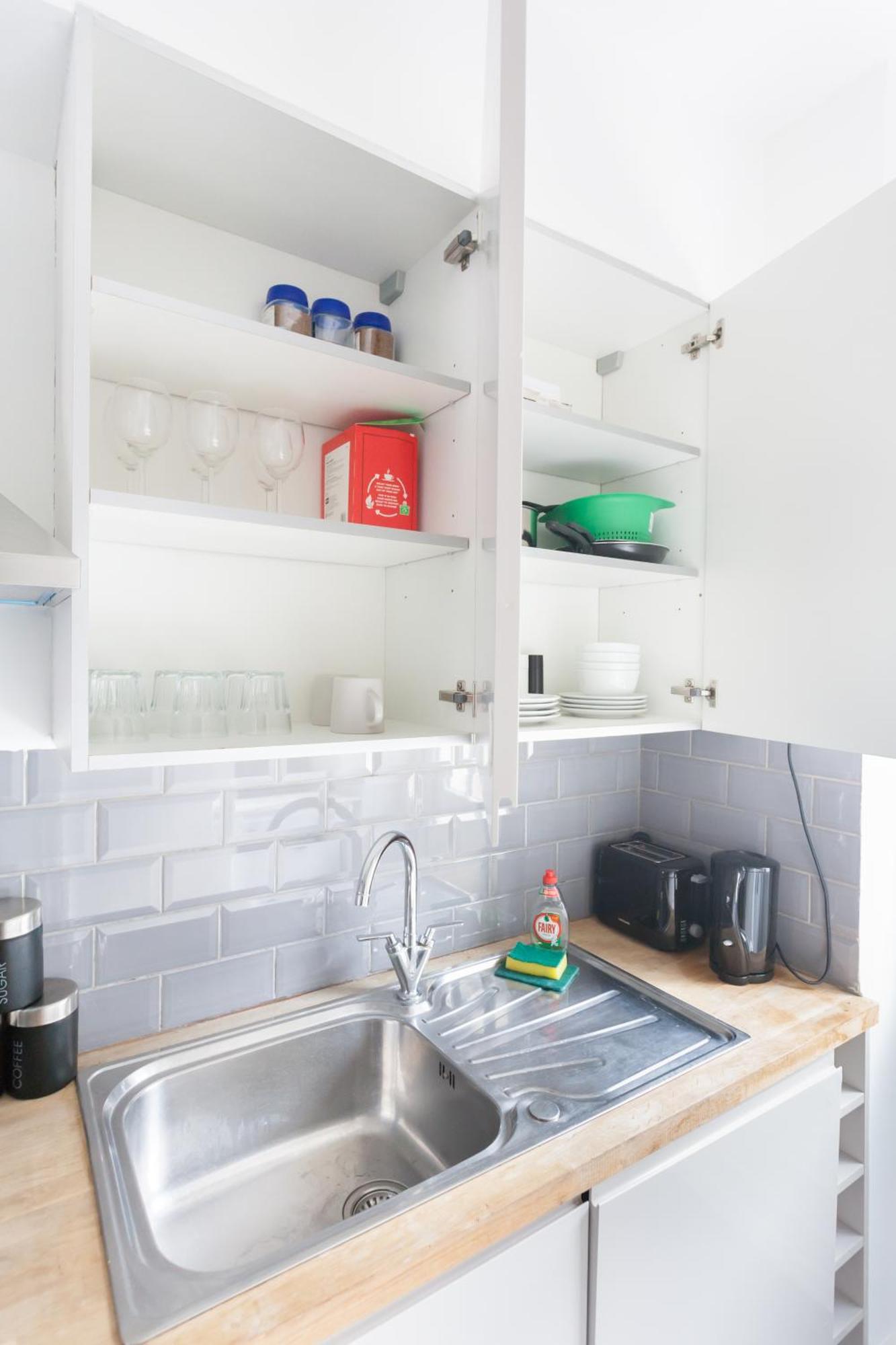 Cosy 2 Bedroom In City Center Euston * Londen