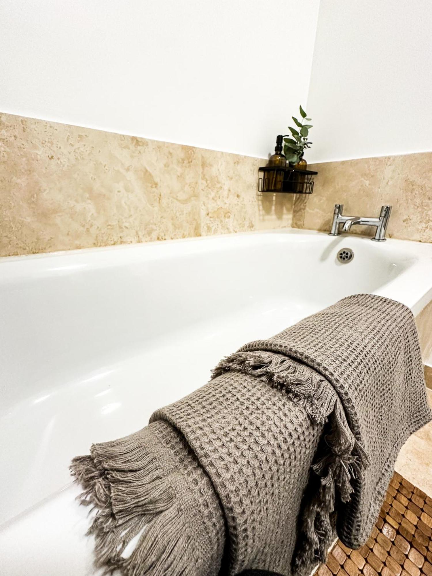 Minimalistic In Crystal Palace Appartement Londen