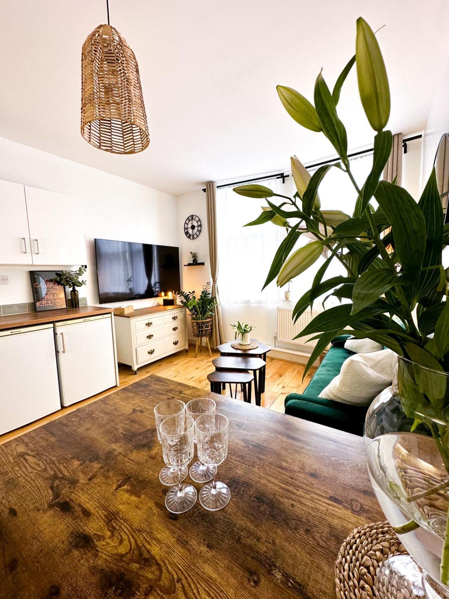 Appartement Minimalistic In Crystal Palace