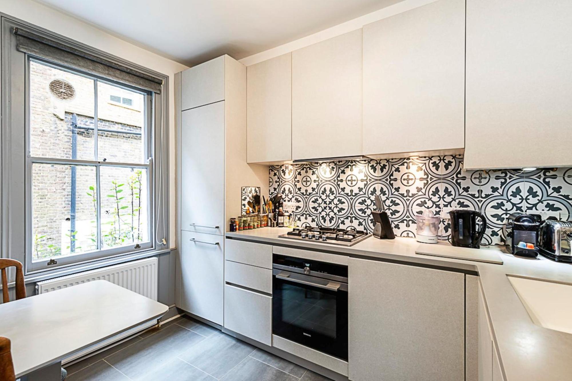 Lovely One-bedroom Flat Near West Kensington London