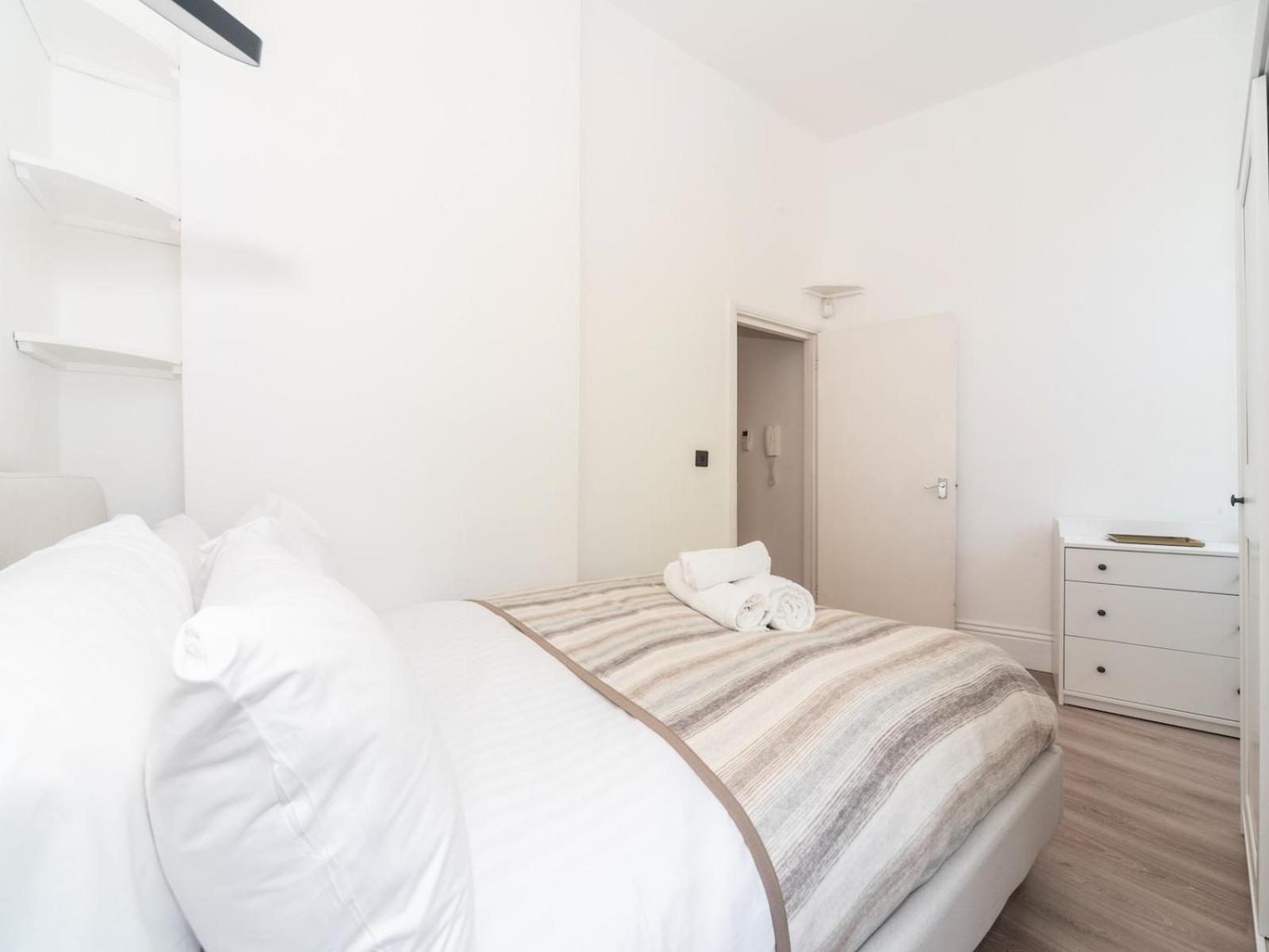 Pass The Keys Comfort Style - Near Notting Hill Appartement *