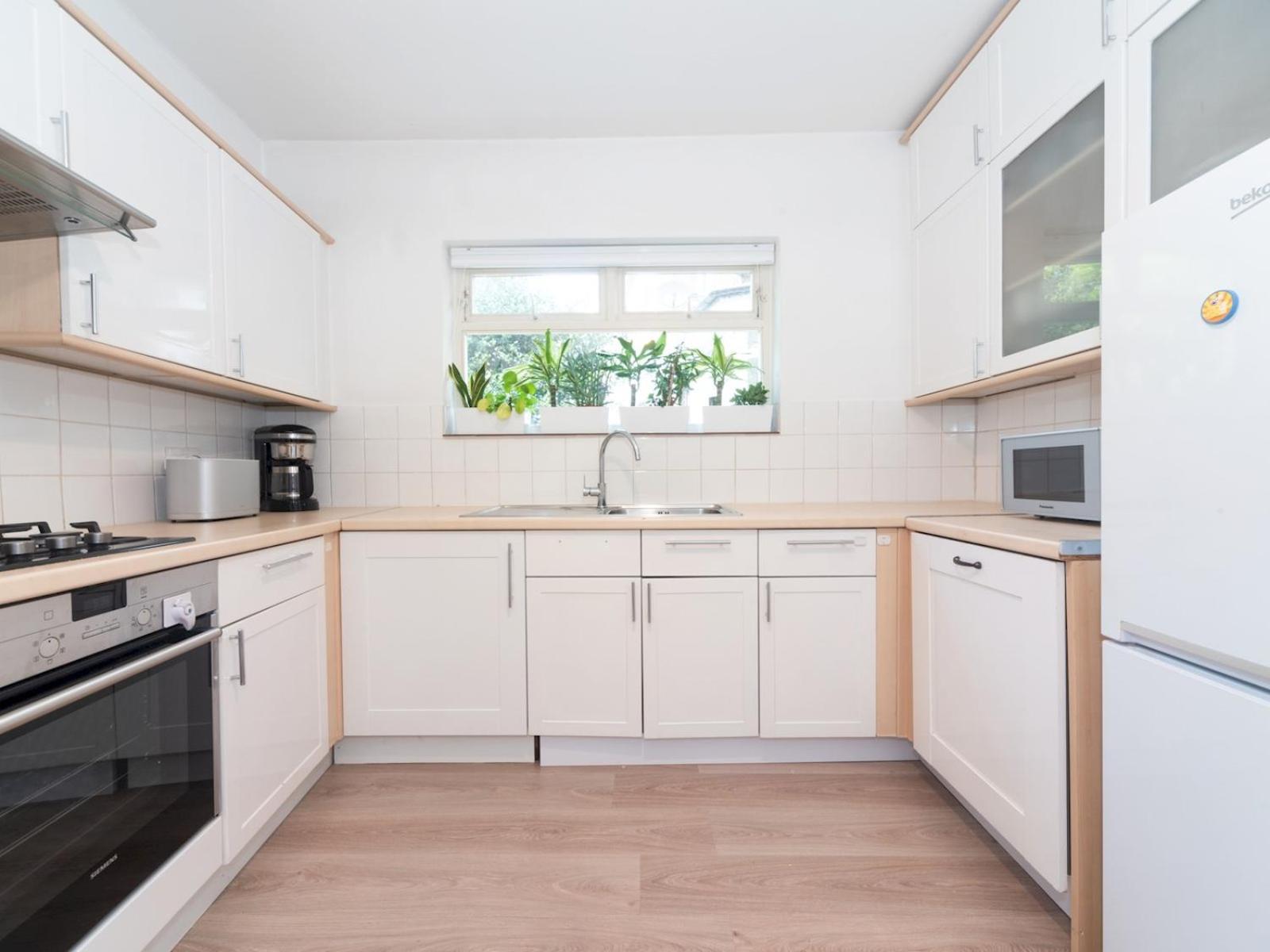 Pass The Keys Comfort Style - Near Notting Hill Londen
