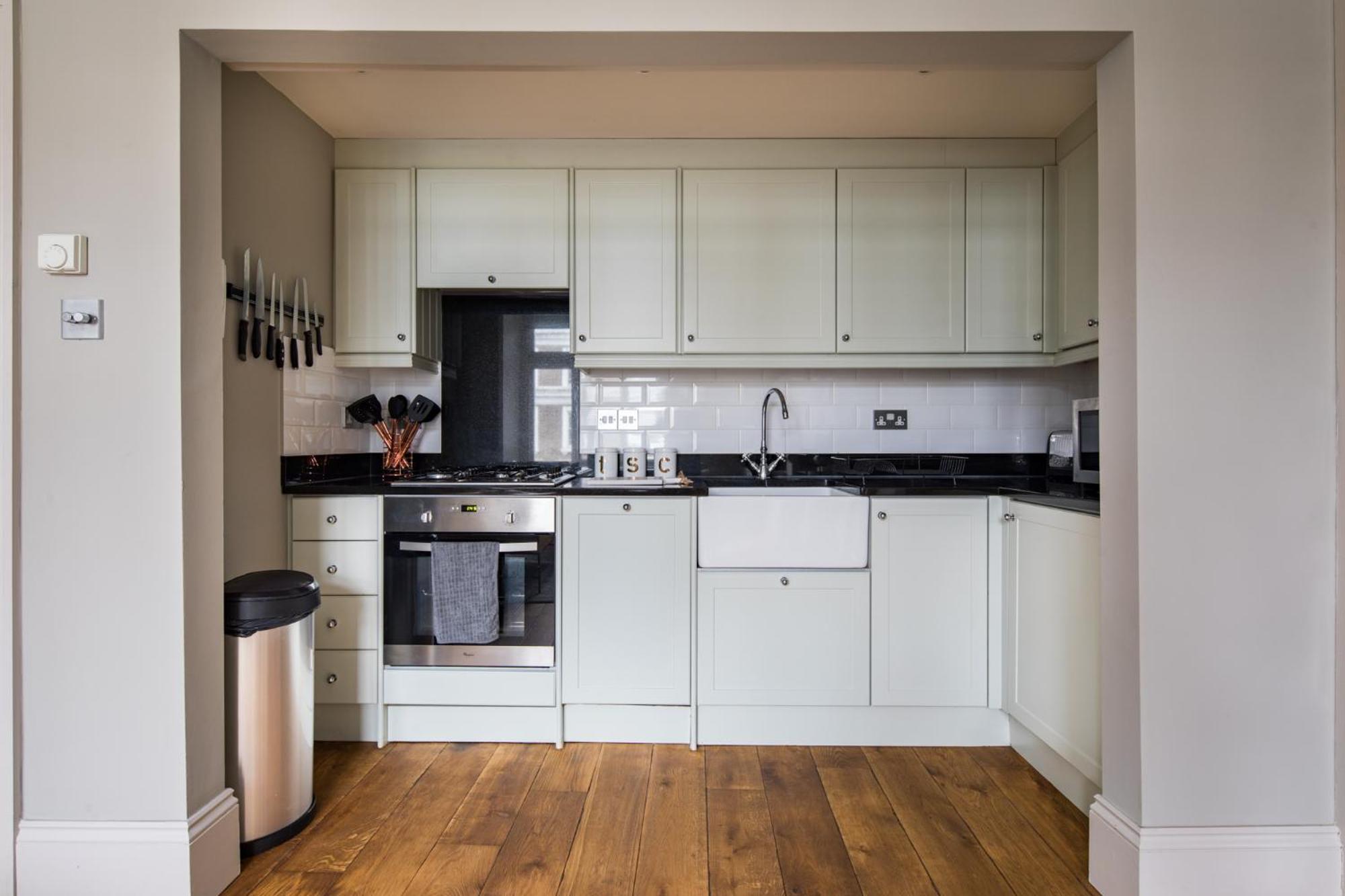 Homely Parkside 2-bed In Primrose Hill Appartement Londen