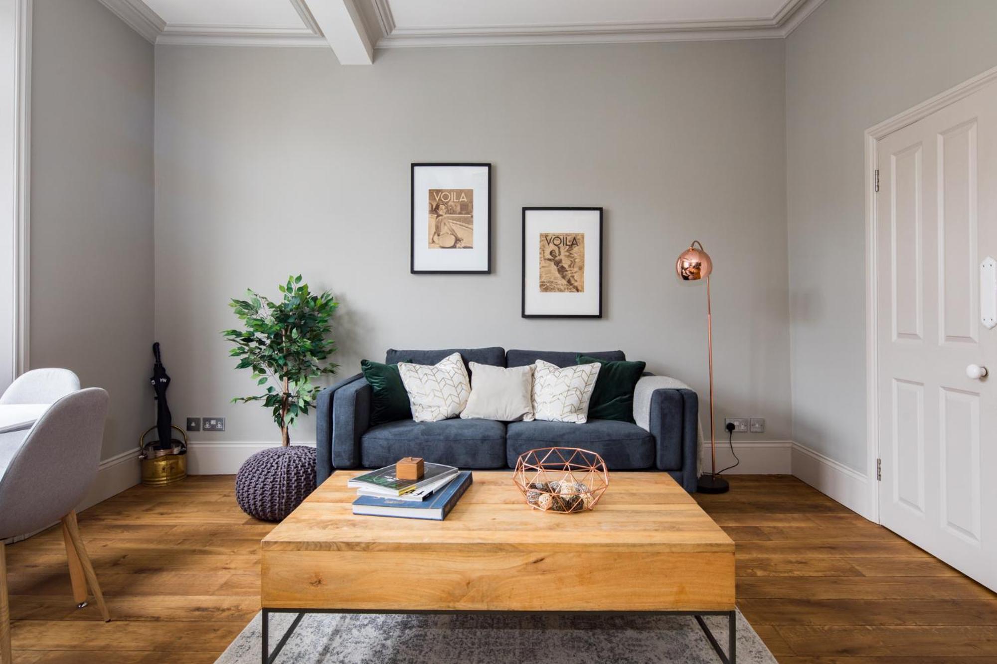 Homely Parkside 2-bed In Primrose Hill * Londen