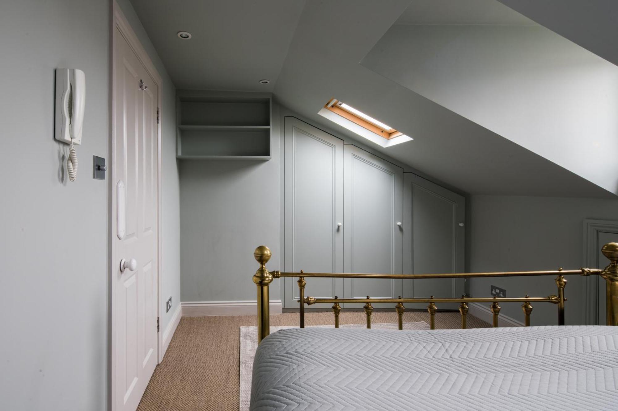Homely Parkside 2-bed In Primrose Hill * Londen