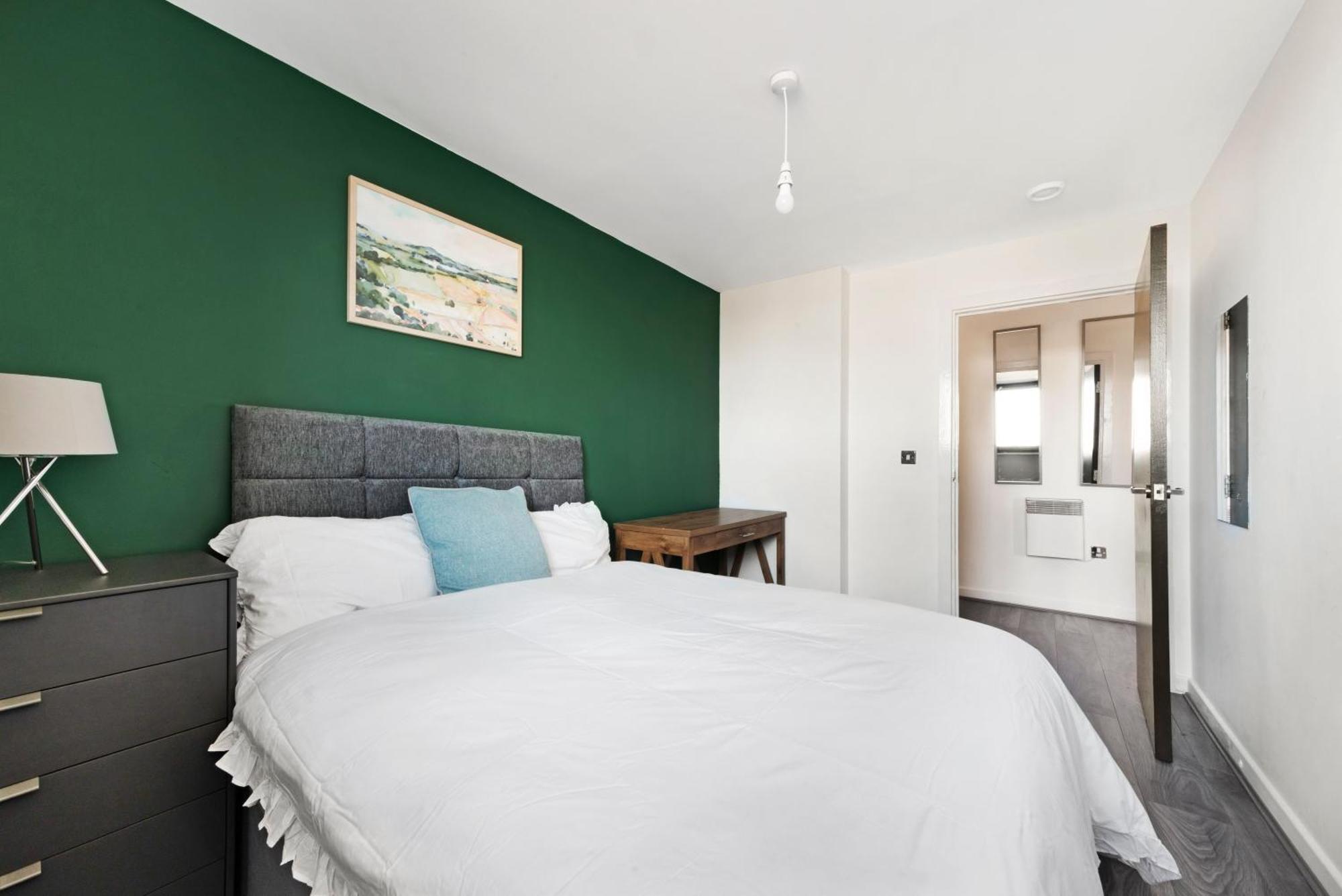 Appartement Penthouse W/ Hot Tub Near Stratford, Westfield