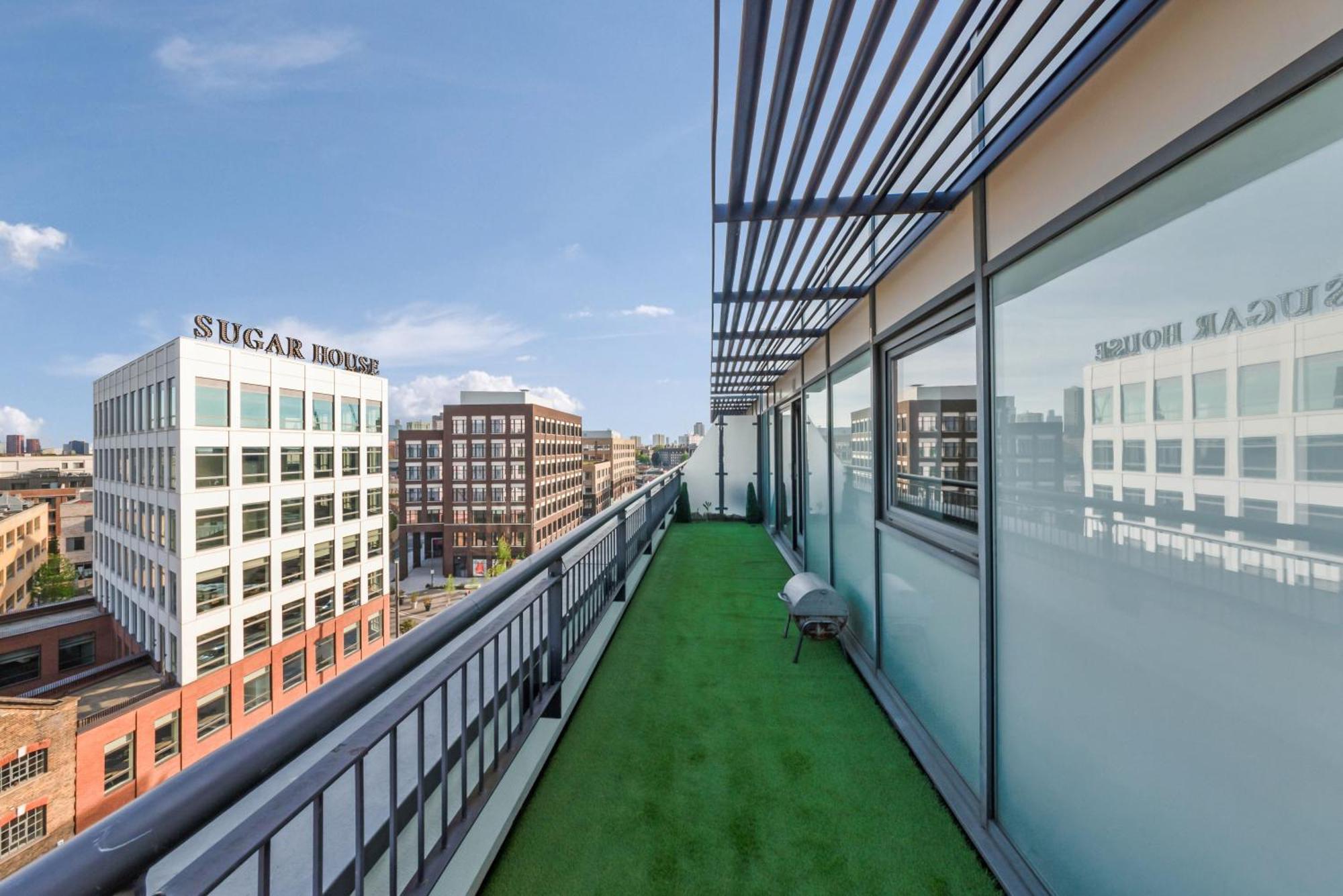Penthouse W/ Hot Tub Near Stratford, Westfield Appartement *