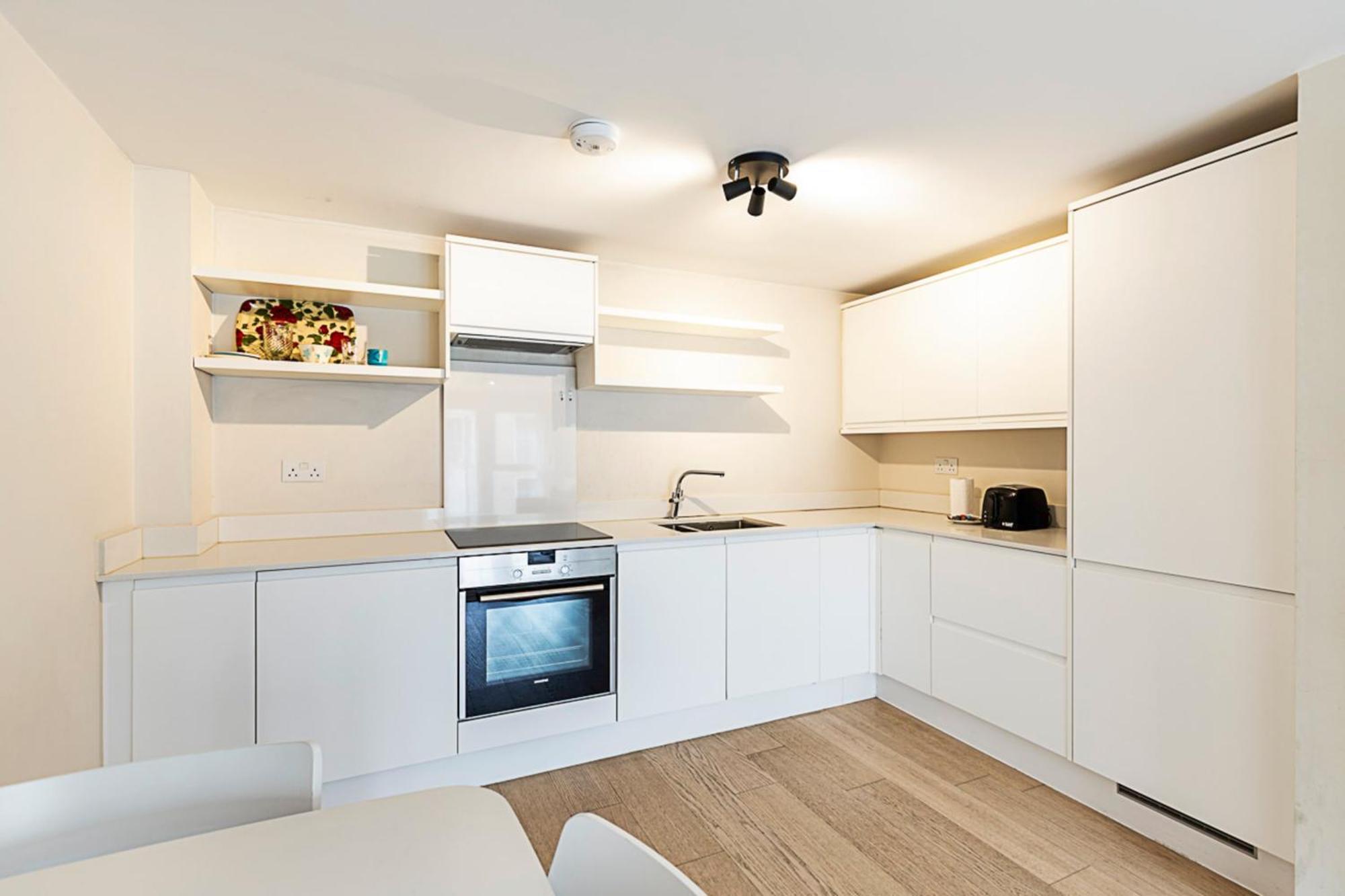 Apartment Relay Sleek In Belgravia