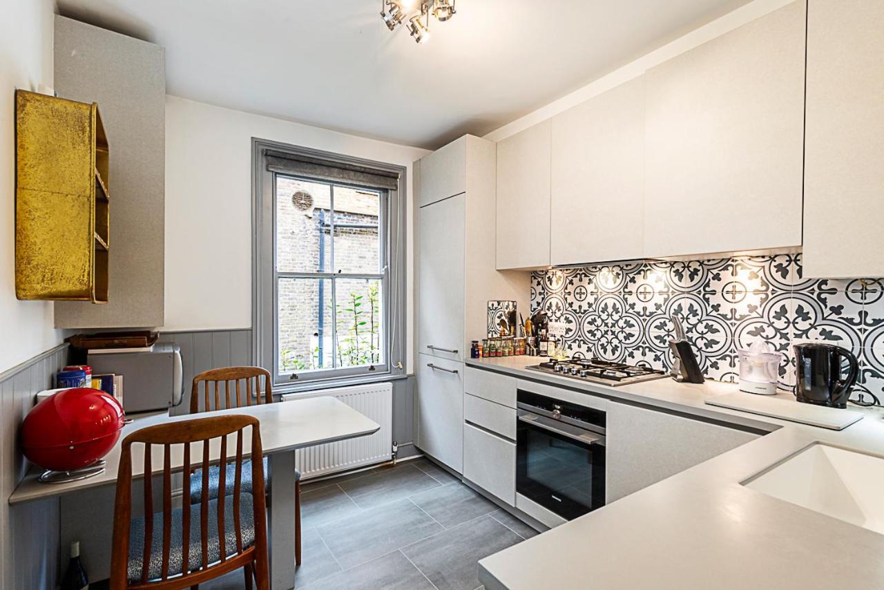 Lovely One-bedroom Flat Near West Kensington * London