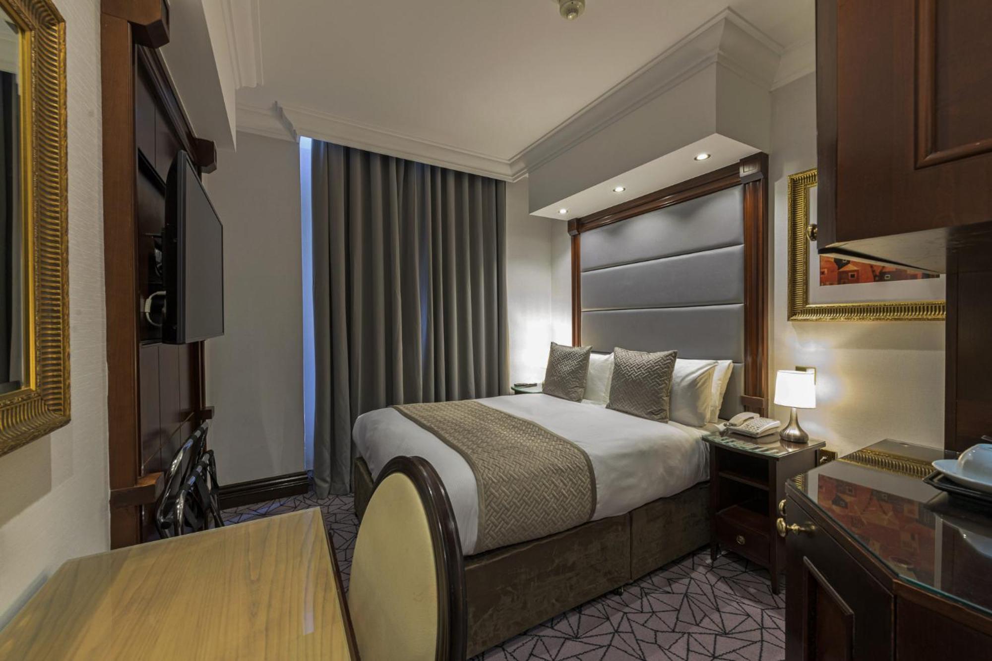Hotell Hyde Park International 4*