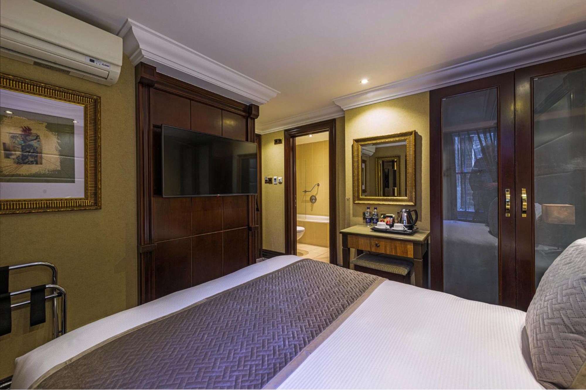 Hotell Hyde Park International 4*