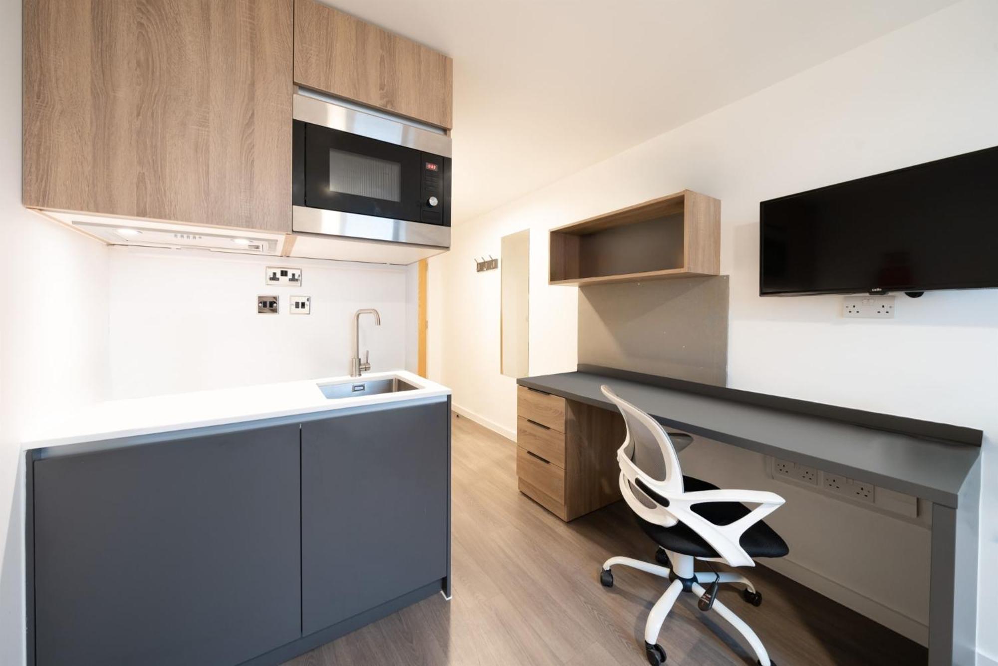 Apartment For Students Only Private Bedrooms With Shared Kitchen, And At Canvas Walthamstow In *