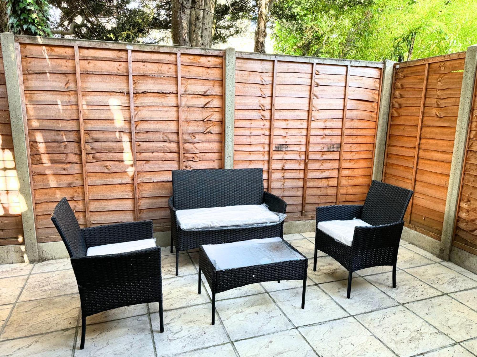 Charming Victorian Retreat In West Hampstead London