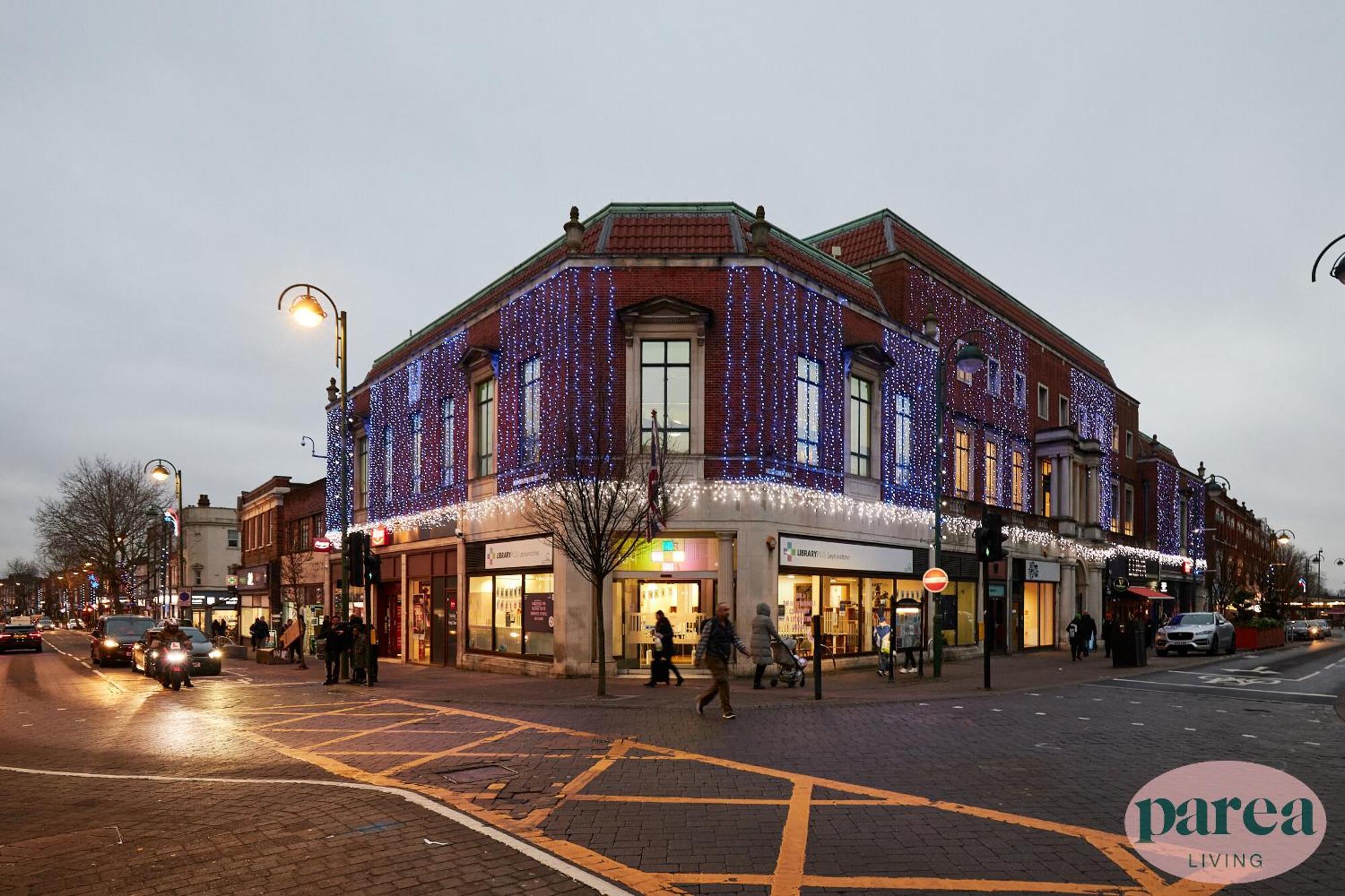 Parea Living - Leytonstone, 2-bedroom Serviced Apartment, Free Parking, Remote Working Appartement Londres