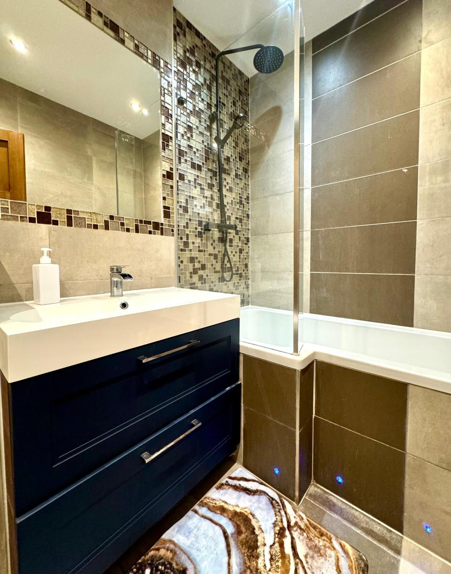 Apartment The Kings Palace Central By Wild London
