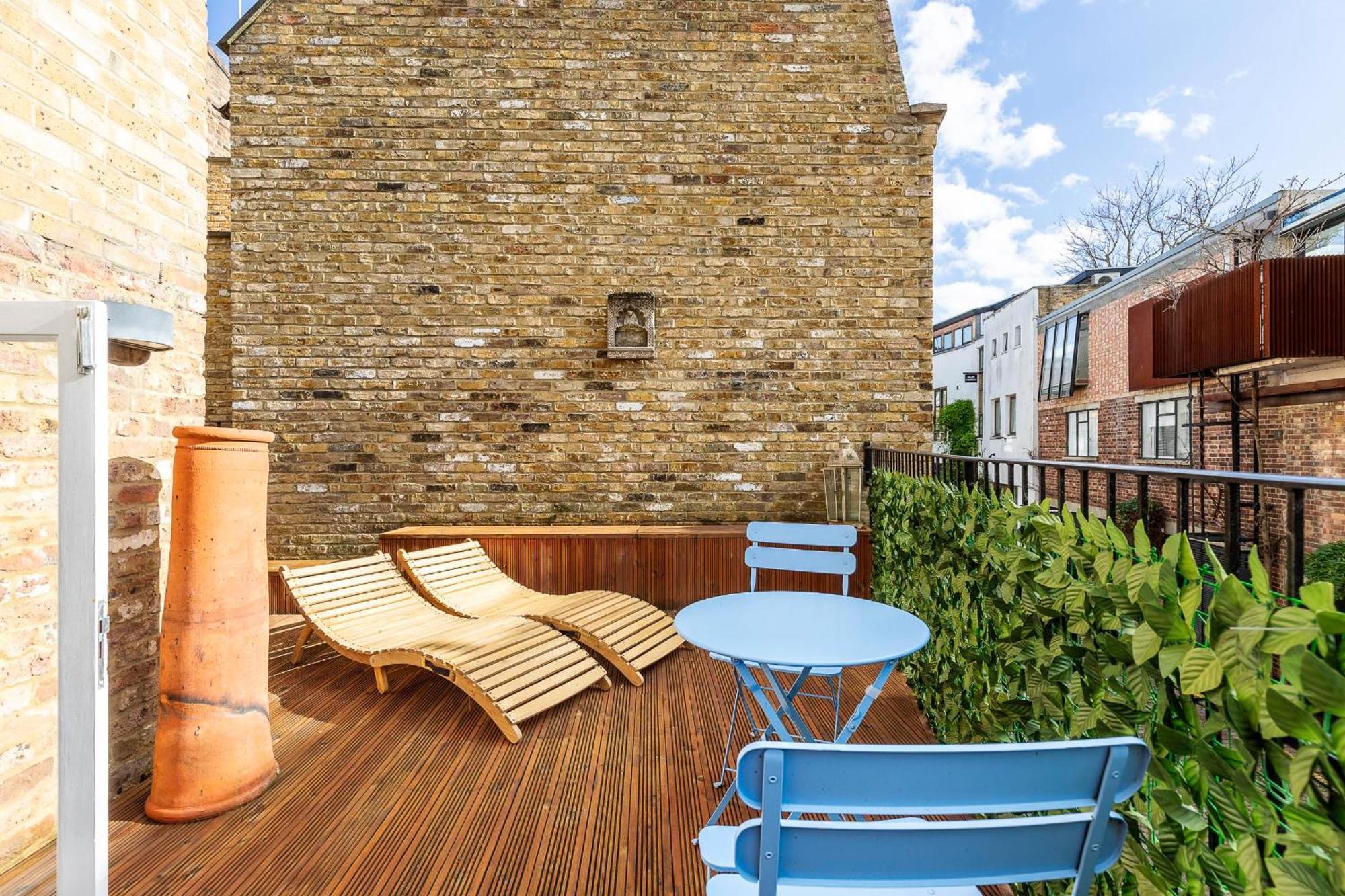 Charming Two Bed Maisonette In Notting Hill Londen