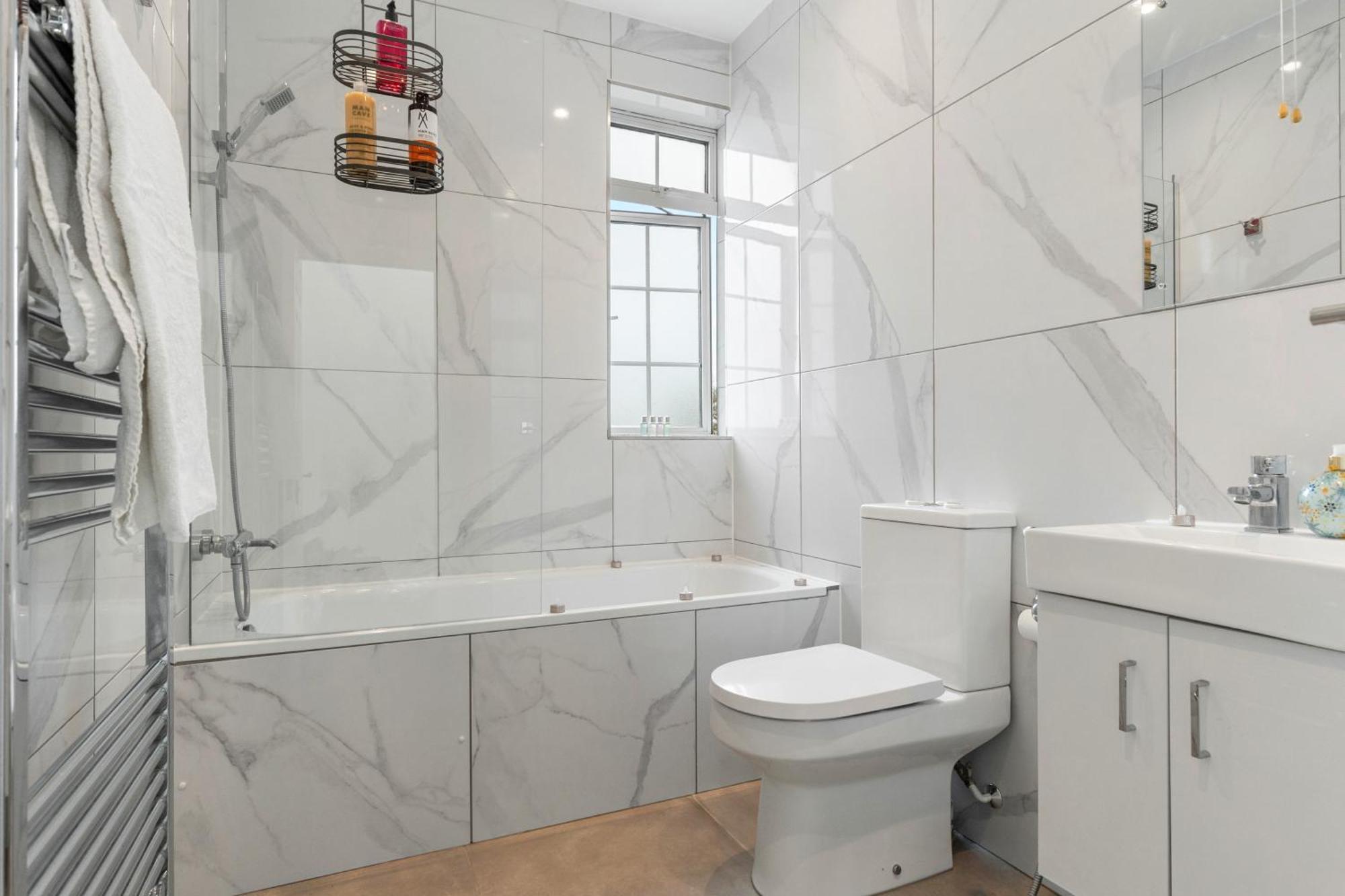 Mayfair Haven Stylish 2 Bed In 65gcm * Londen