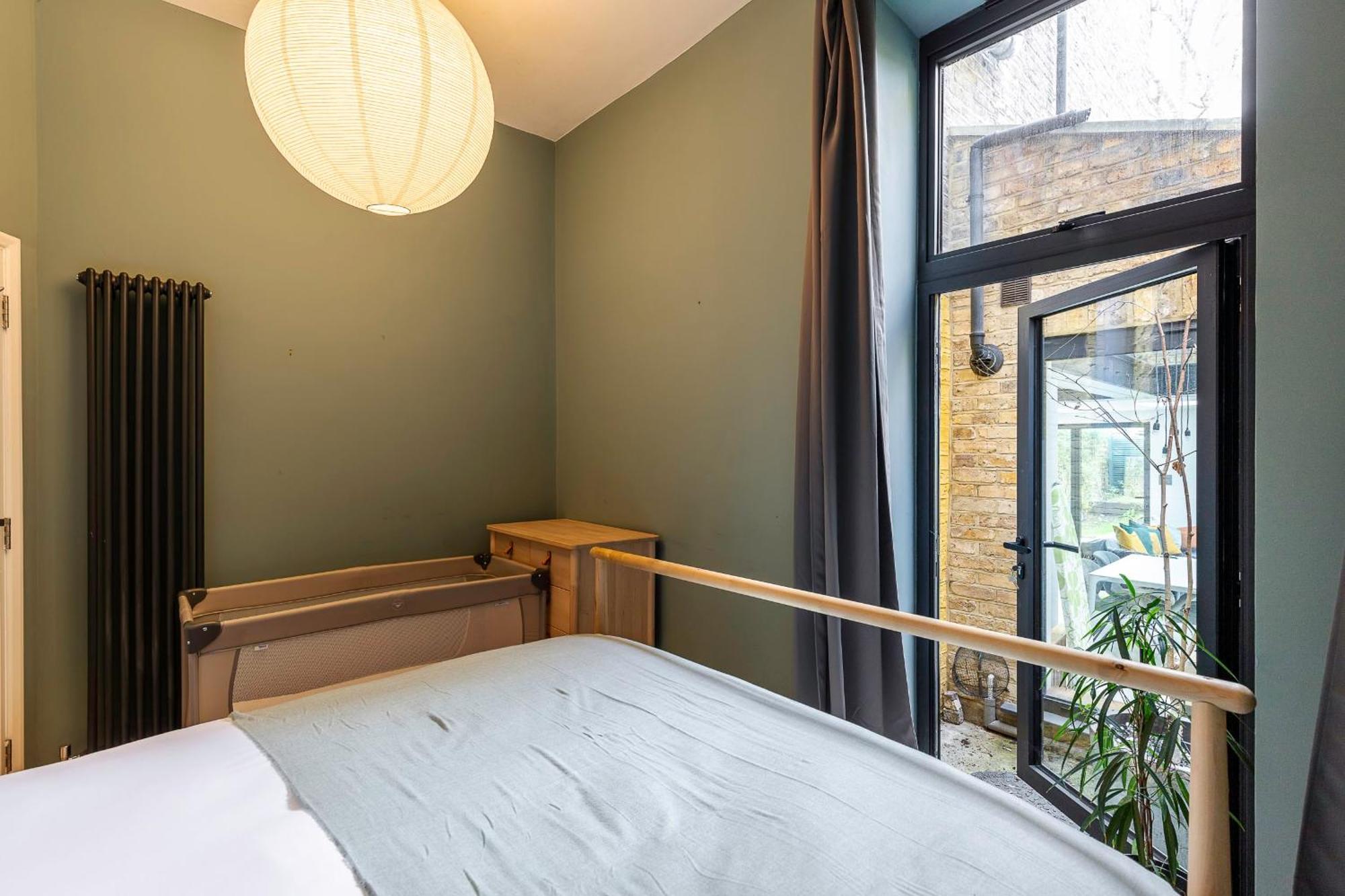 Spacious And Charming Brixton Lejlighed *