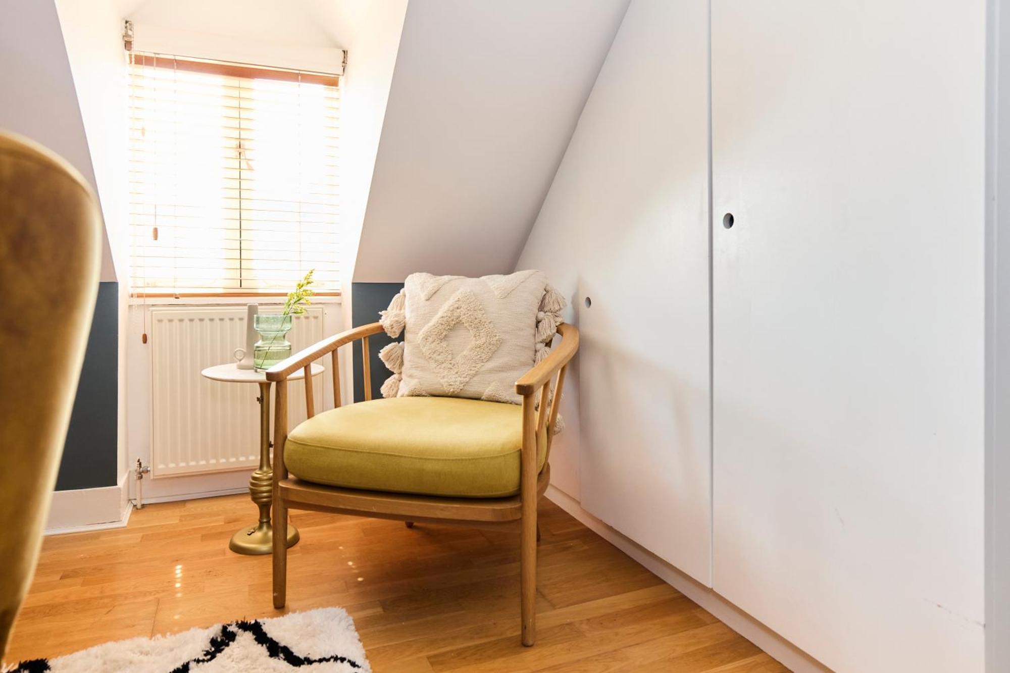 The Waterlow Park Wonder - Trendy 2bdr With Study And Patio Lägenhet
