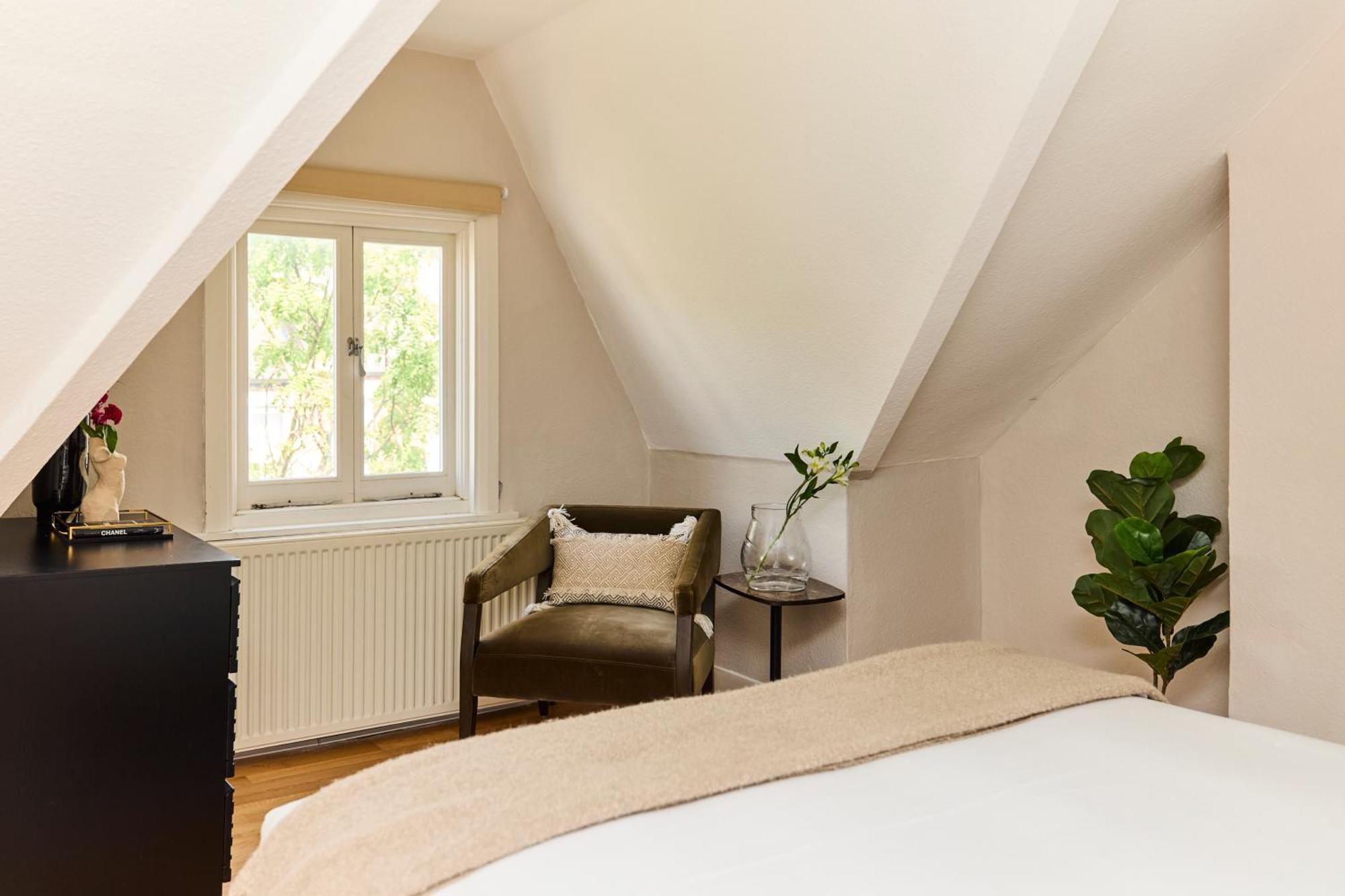 The Waterlow Park Wonder - Trendy 2bdr With Study And Patio Lägenhet *