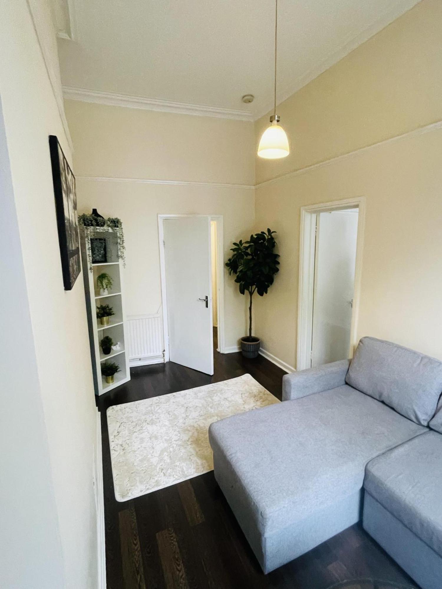 Captivating 2-bed In Paddington Appartamento Londra