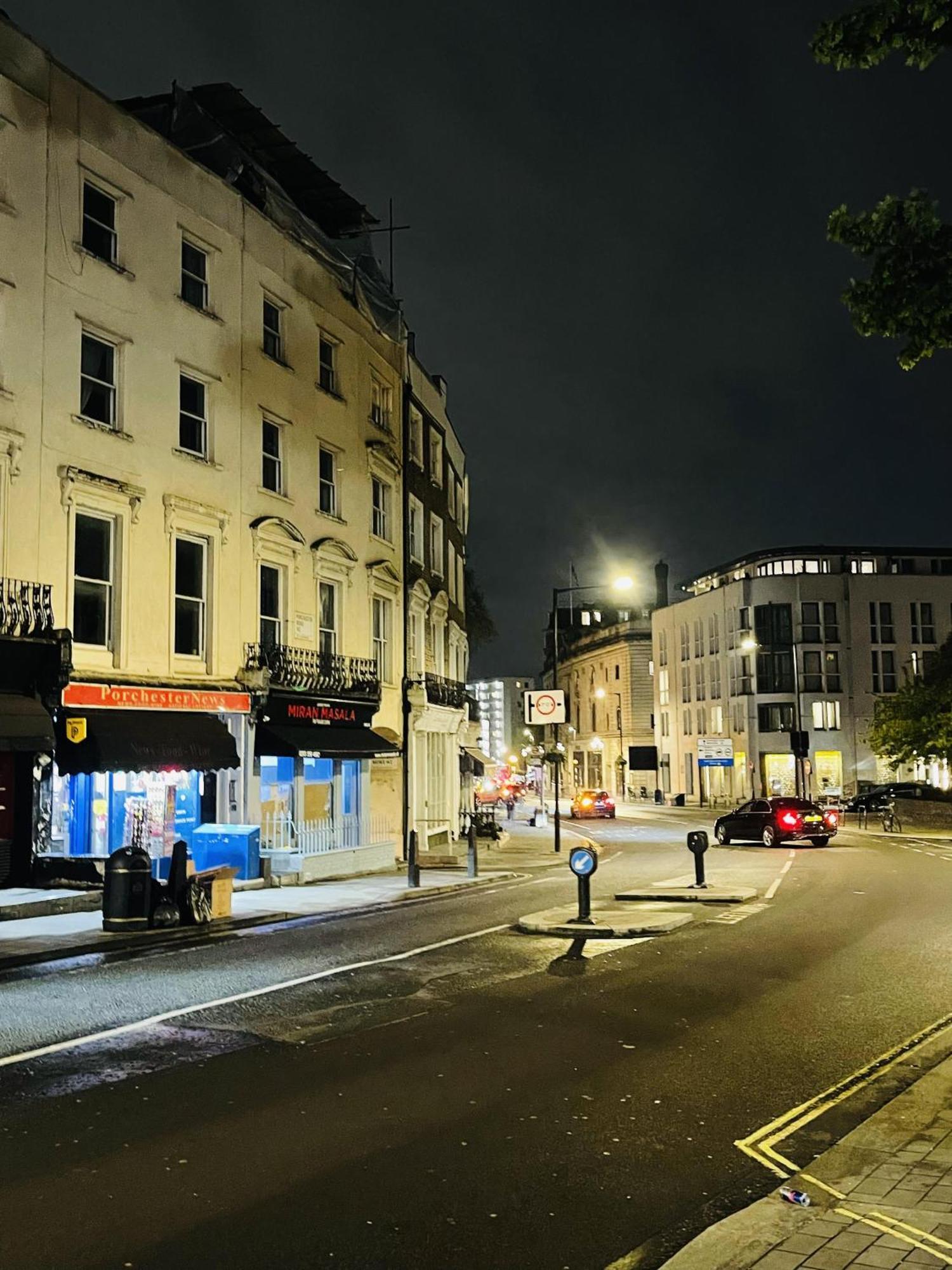 Appartamento Captivating 2-bed In Paddington Londra